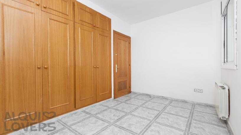 Chalet adosado en venta en calle Lleo