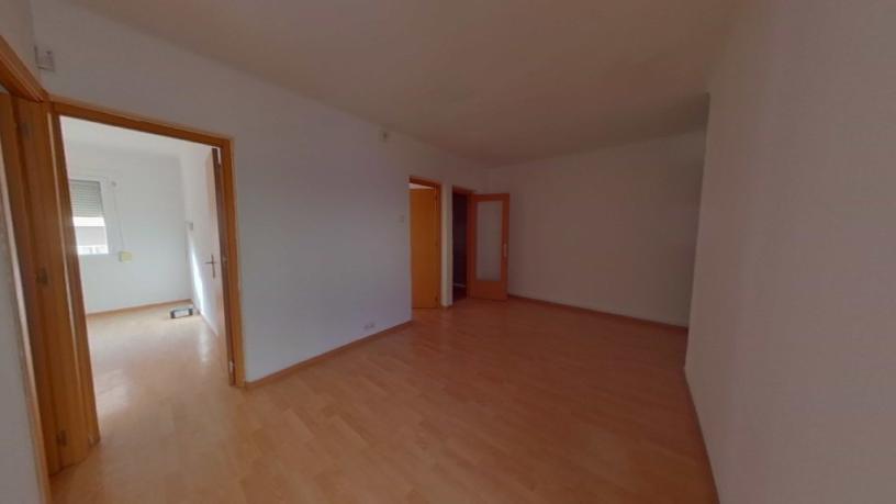 64m² Flat on street Magallanes, Santa Coloma De Gramenet, Barcelona