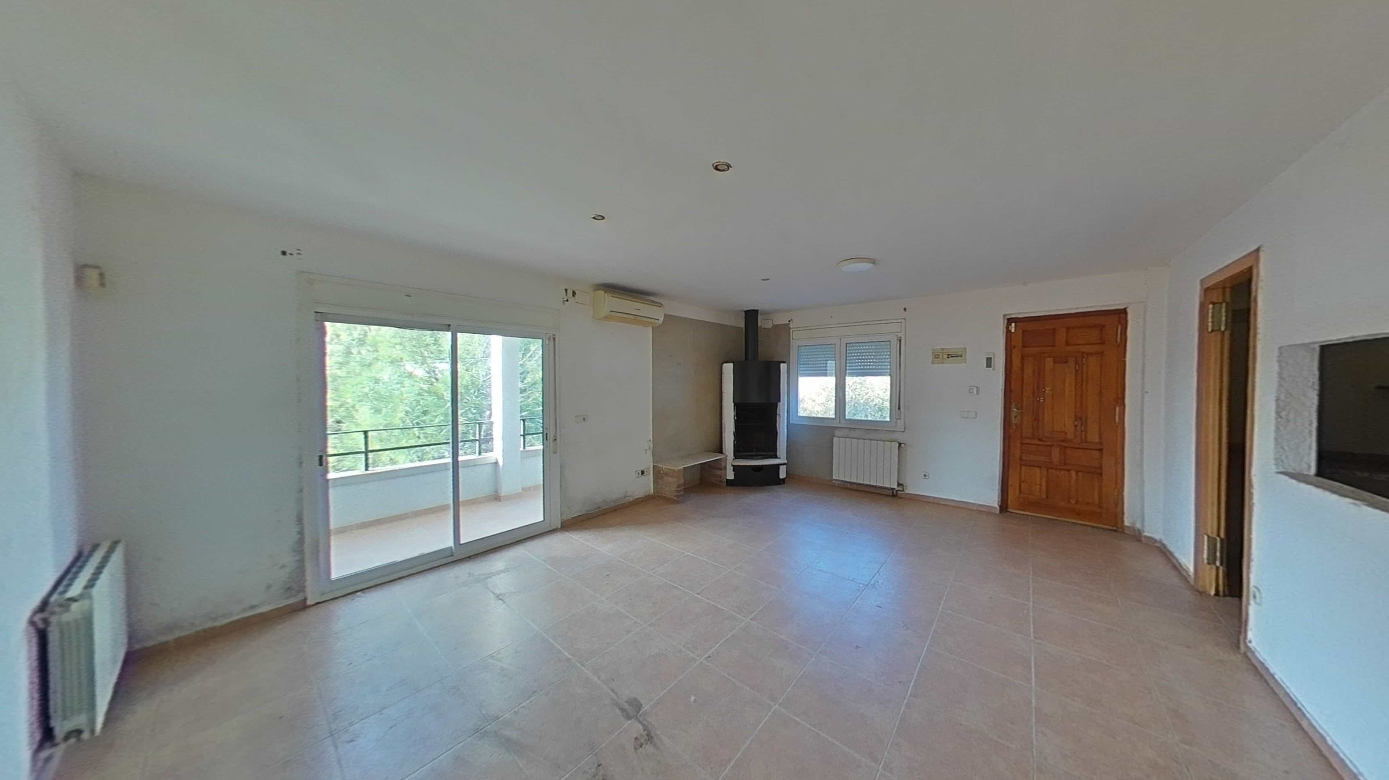 Chalet adosado en venta en calle Can Xicarro