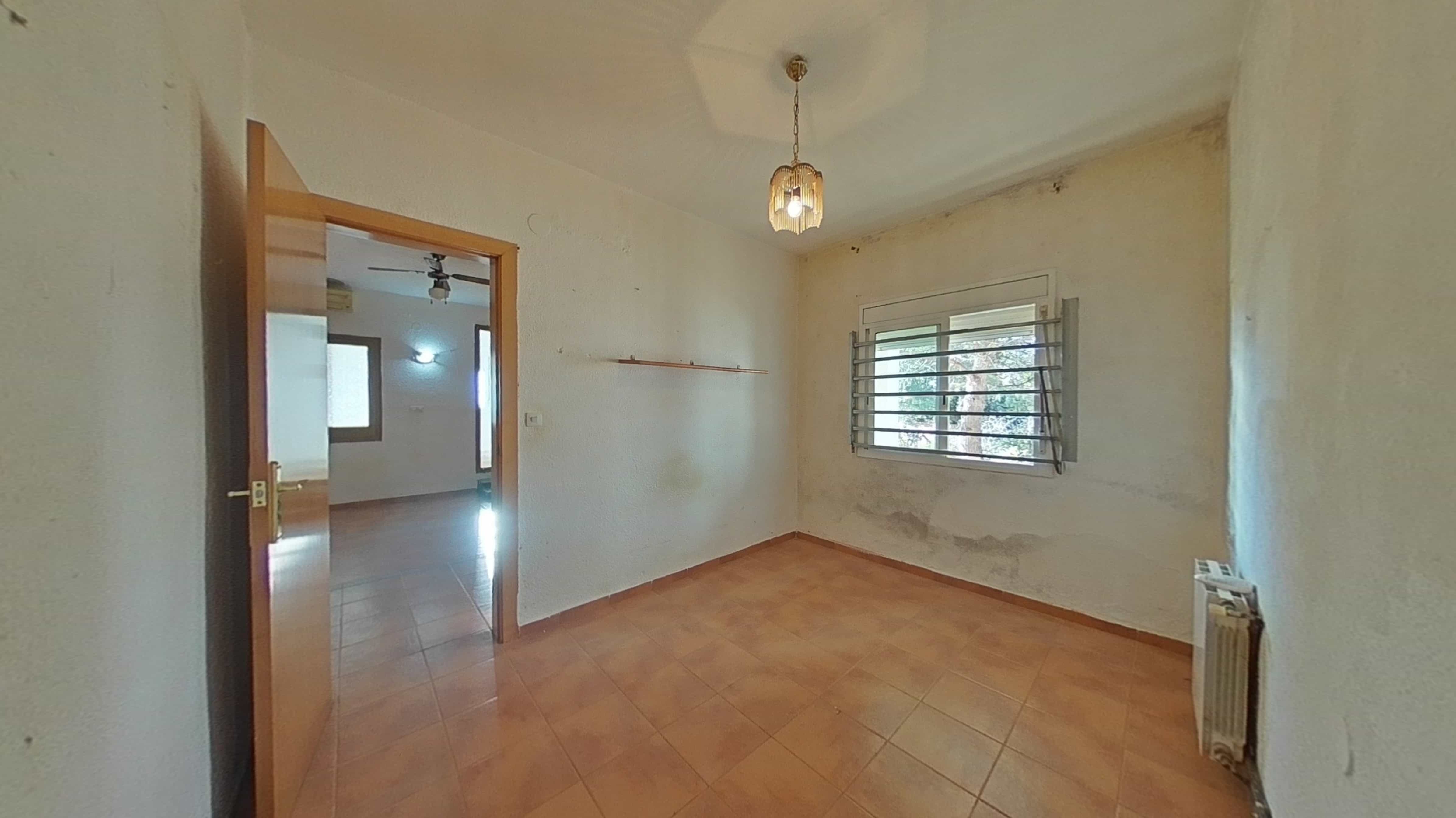 Chalet adosado en venta en calle Can Xicarro