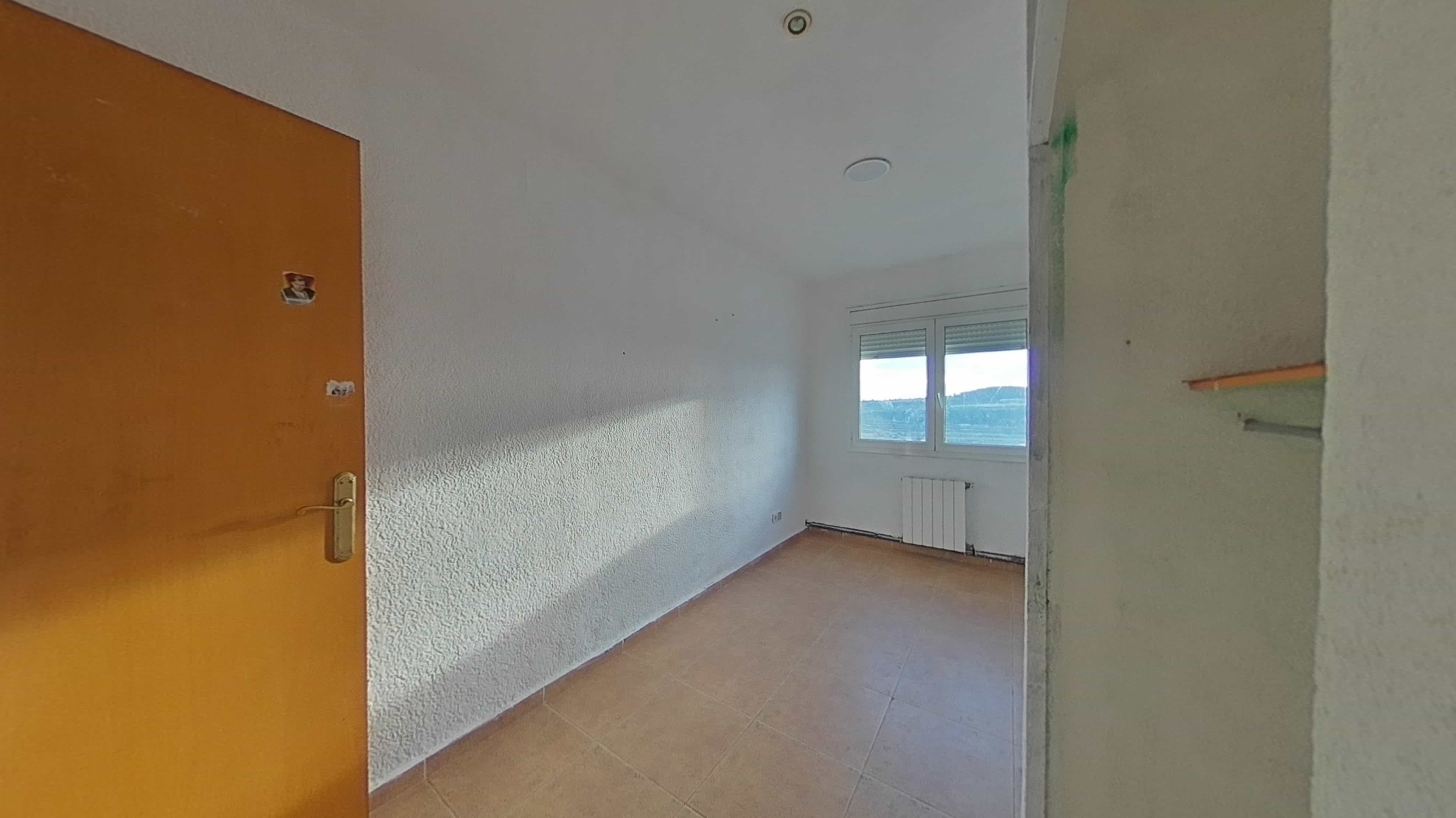 Chalet adosado en venta en calle Can Xicarro