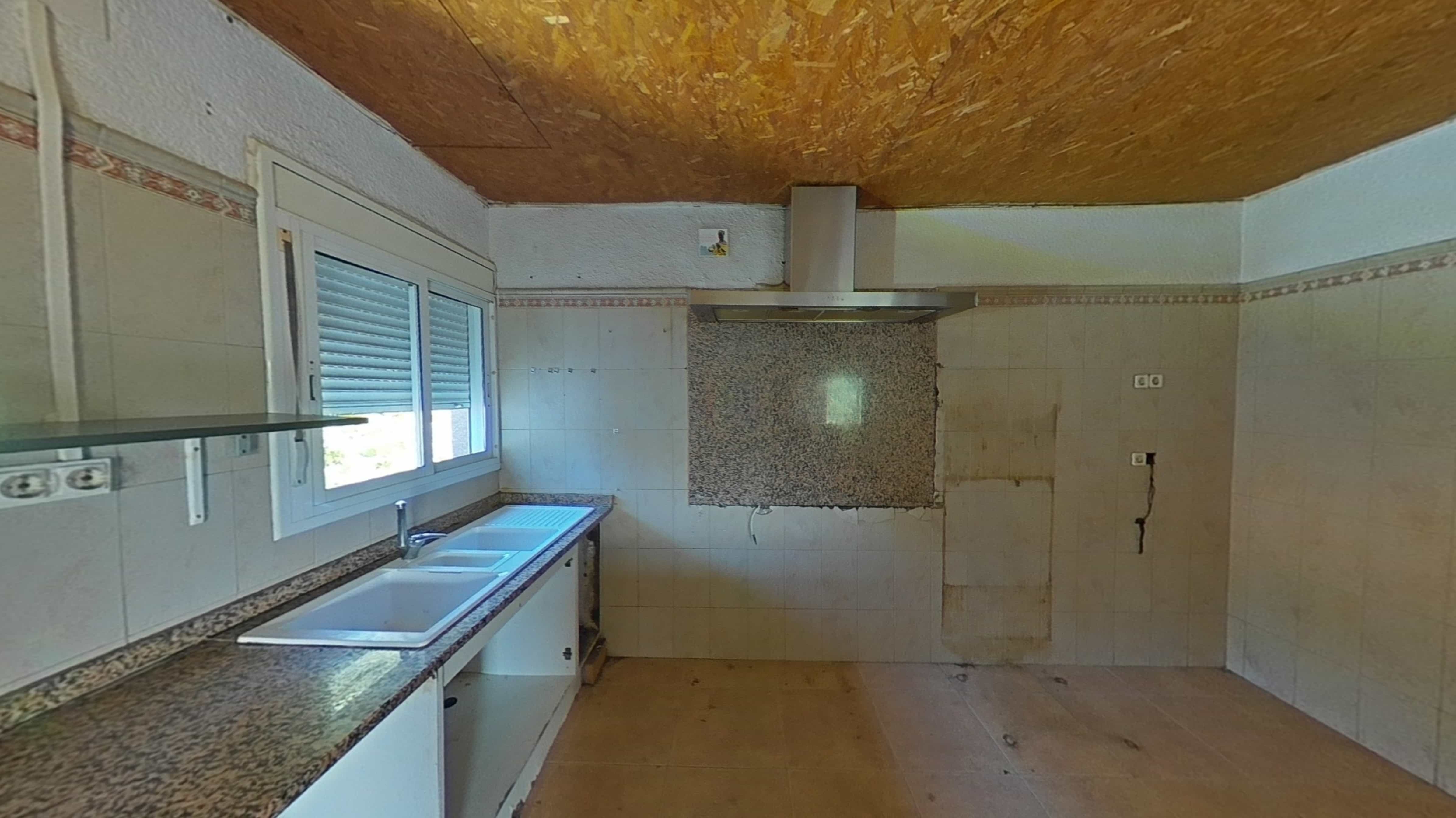 Chalet adosado en venta en calle Can Xicarro