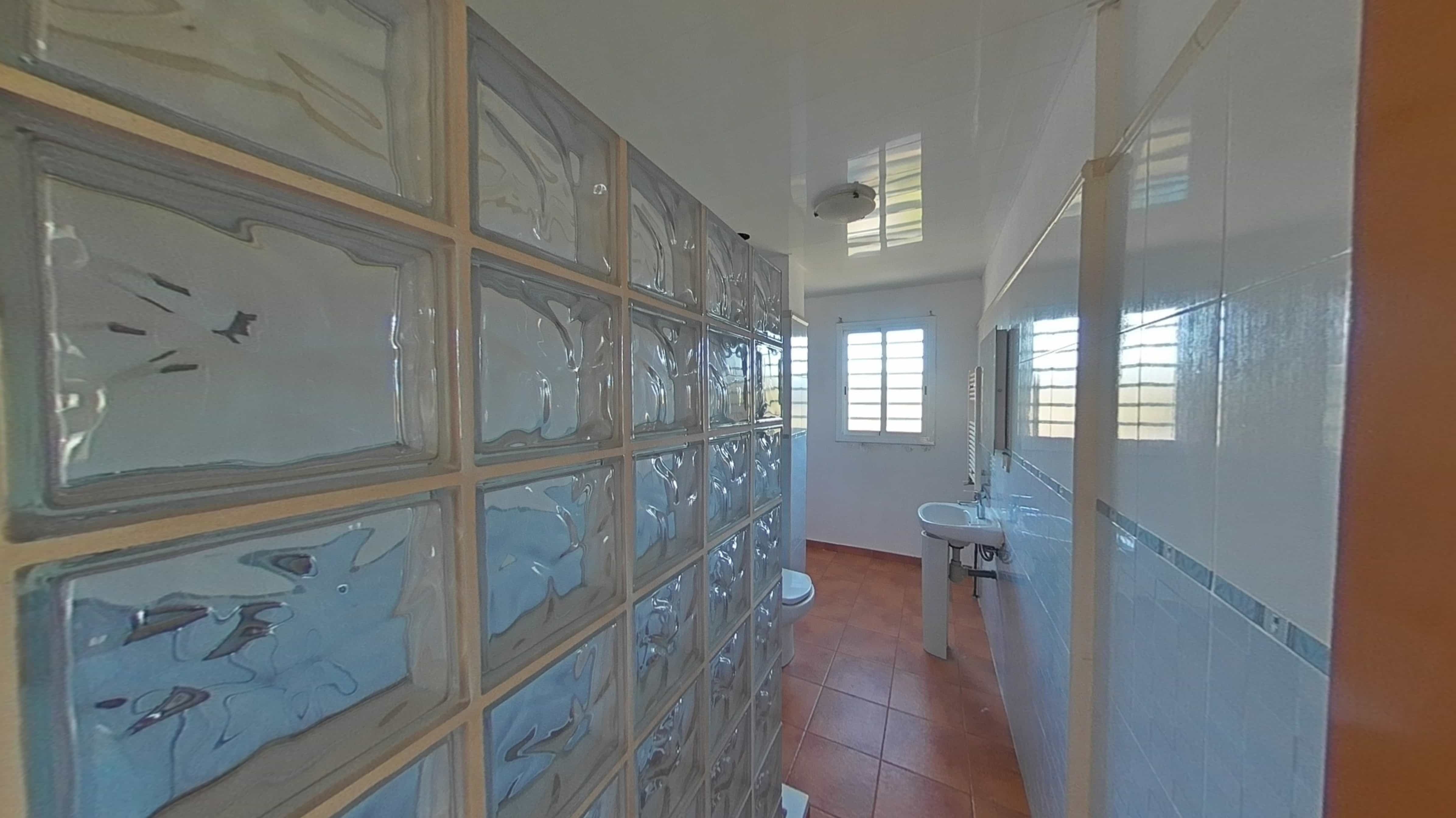 Chalet adosado en venta en calle Can Xicarro