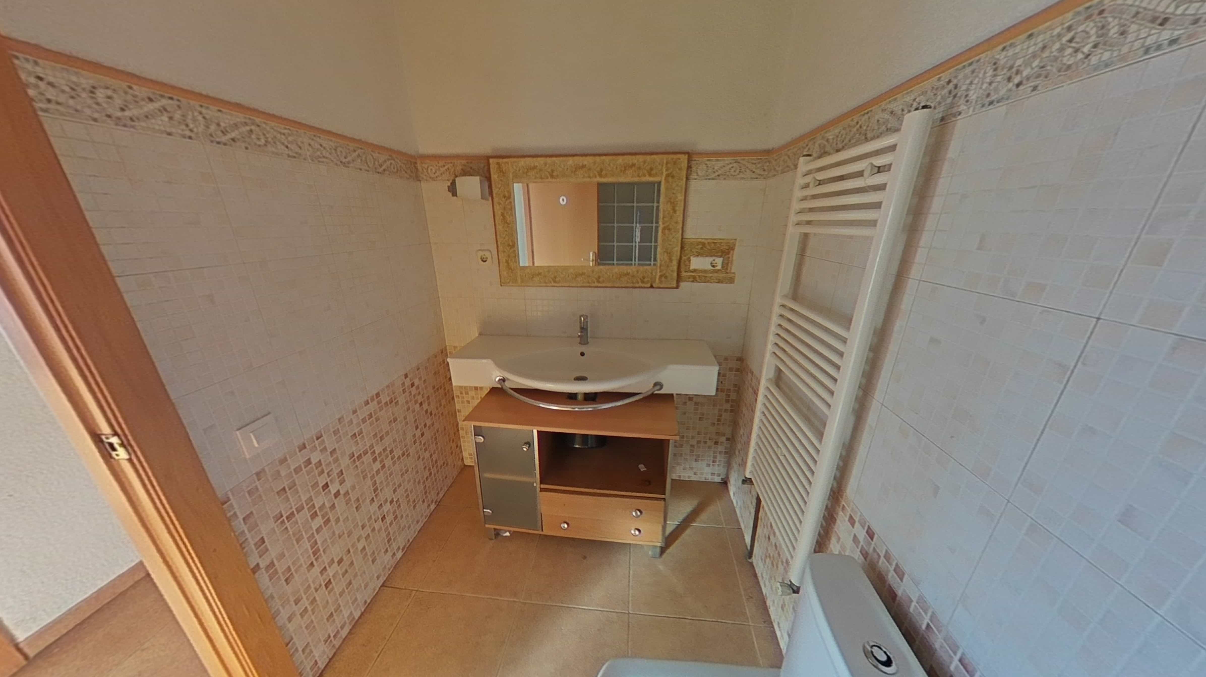 Chalet adosado en venta en calle Can Xicarro