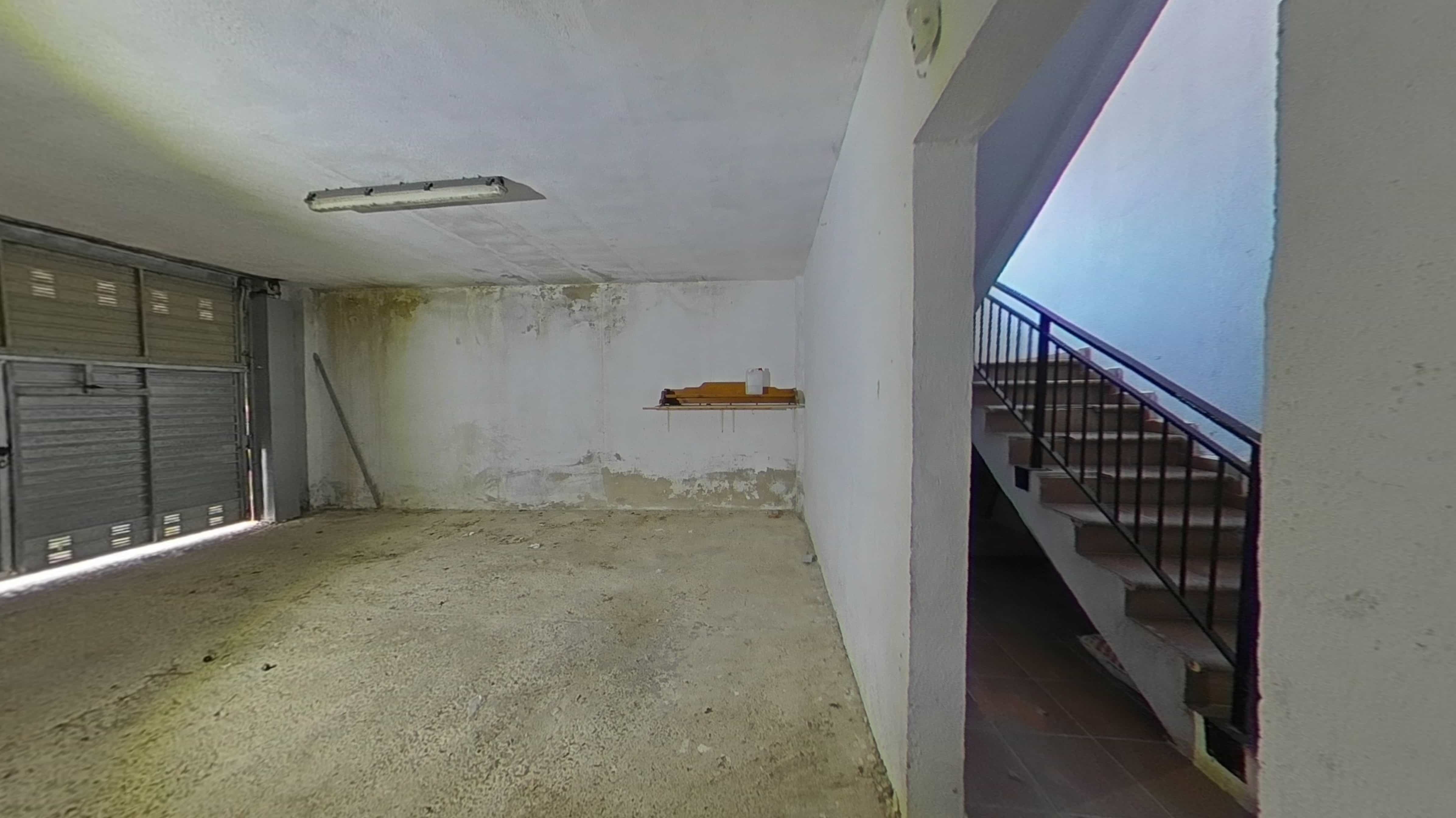 Chalet adosado en venta en calle Can Xicarro