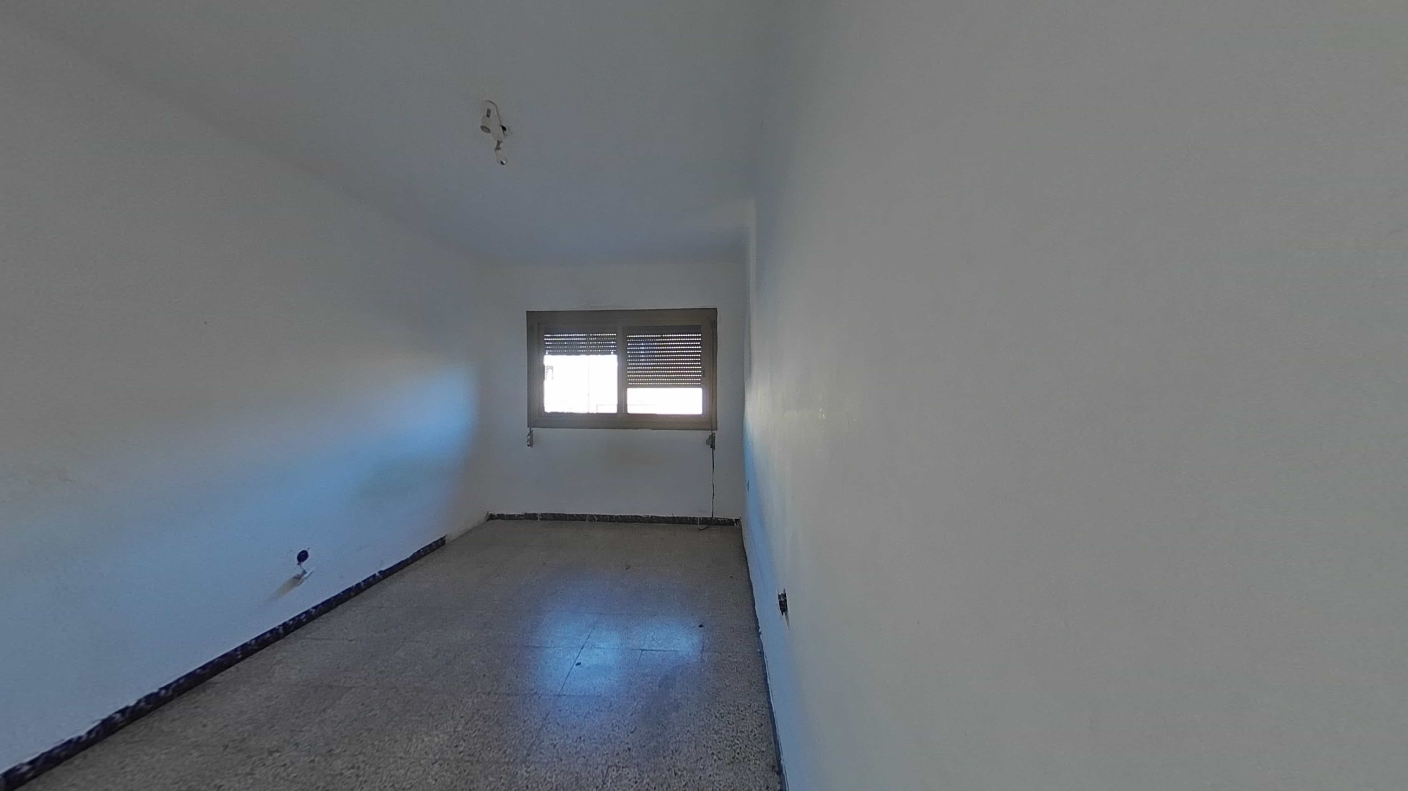 Piso en venta en calle Guadiana 2. 4º2ª (08223 Terrassa)