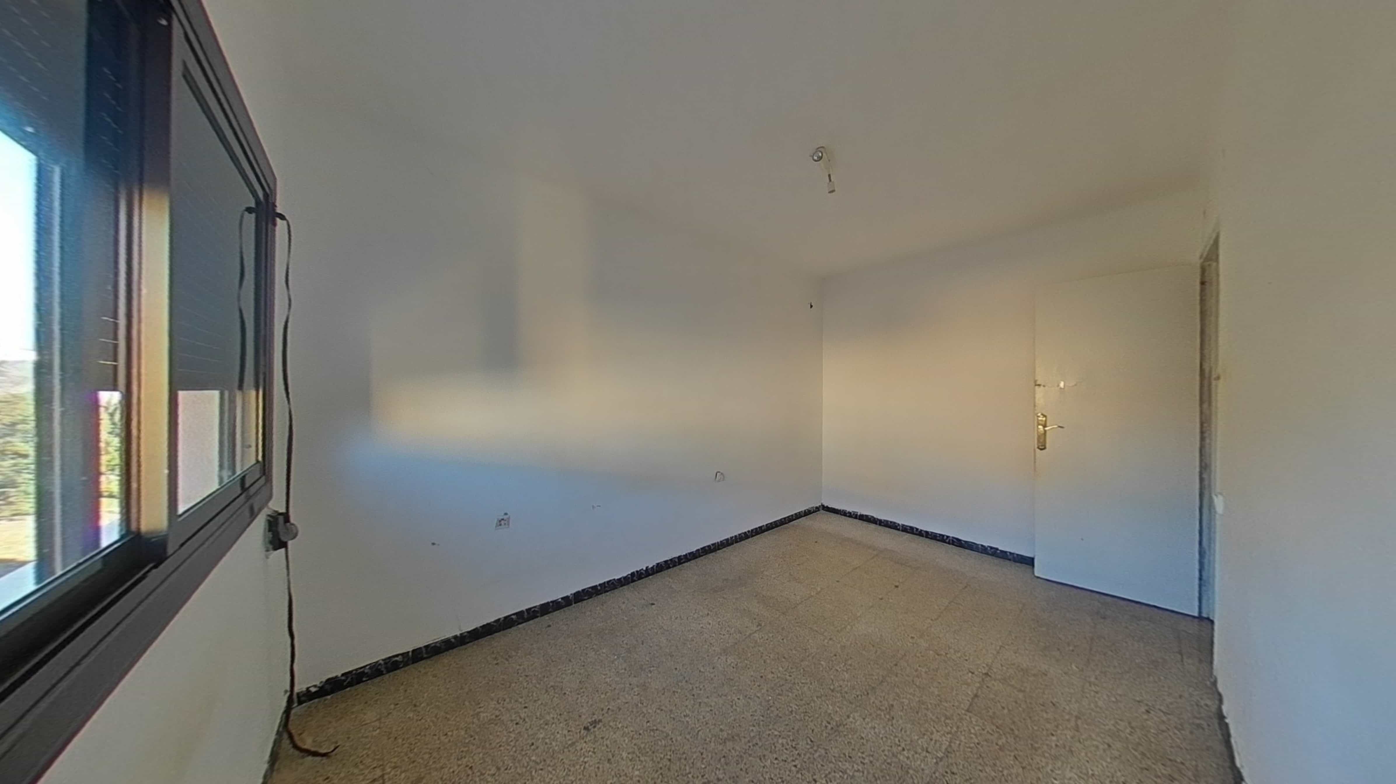 Piso en venta en calle Guadiana 2. 4º2ª (08223 Terrassa)