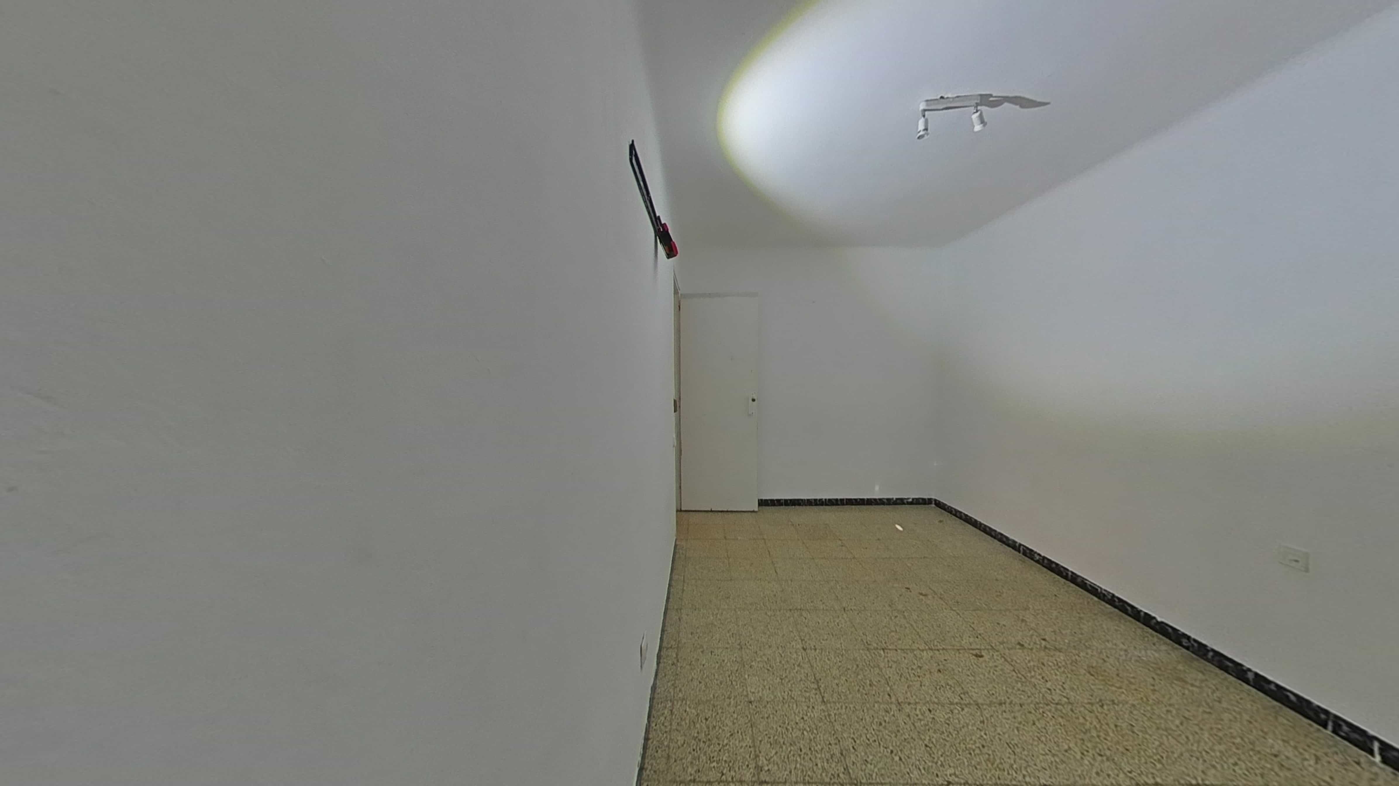 Piso en venta en calle Guadiana 2. 4º2ª (08223 Terrassa)