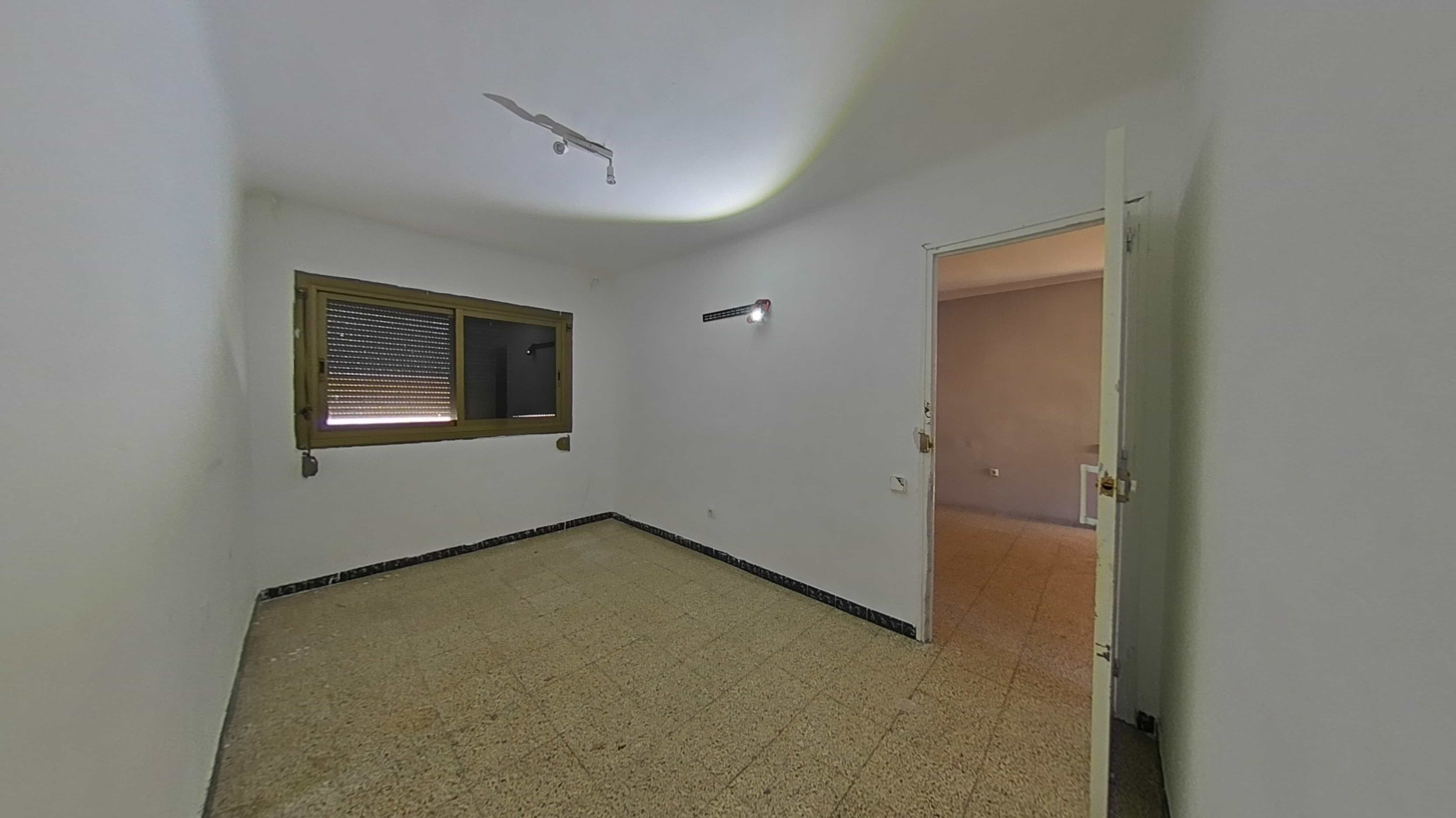 Piso en venta en calle Guadiana 2. 4º2ª (08223 Terrassa)