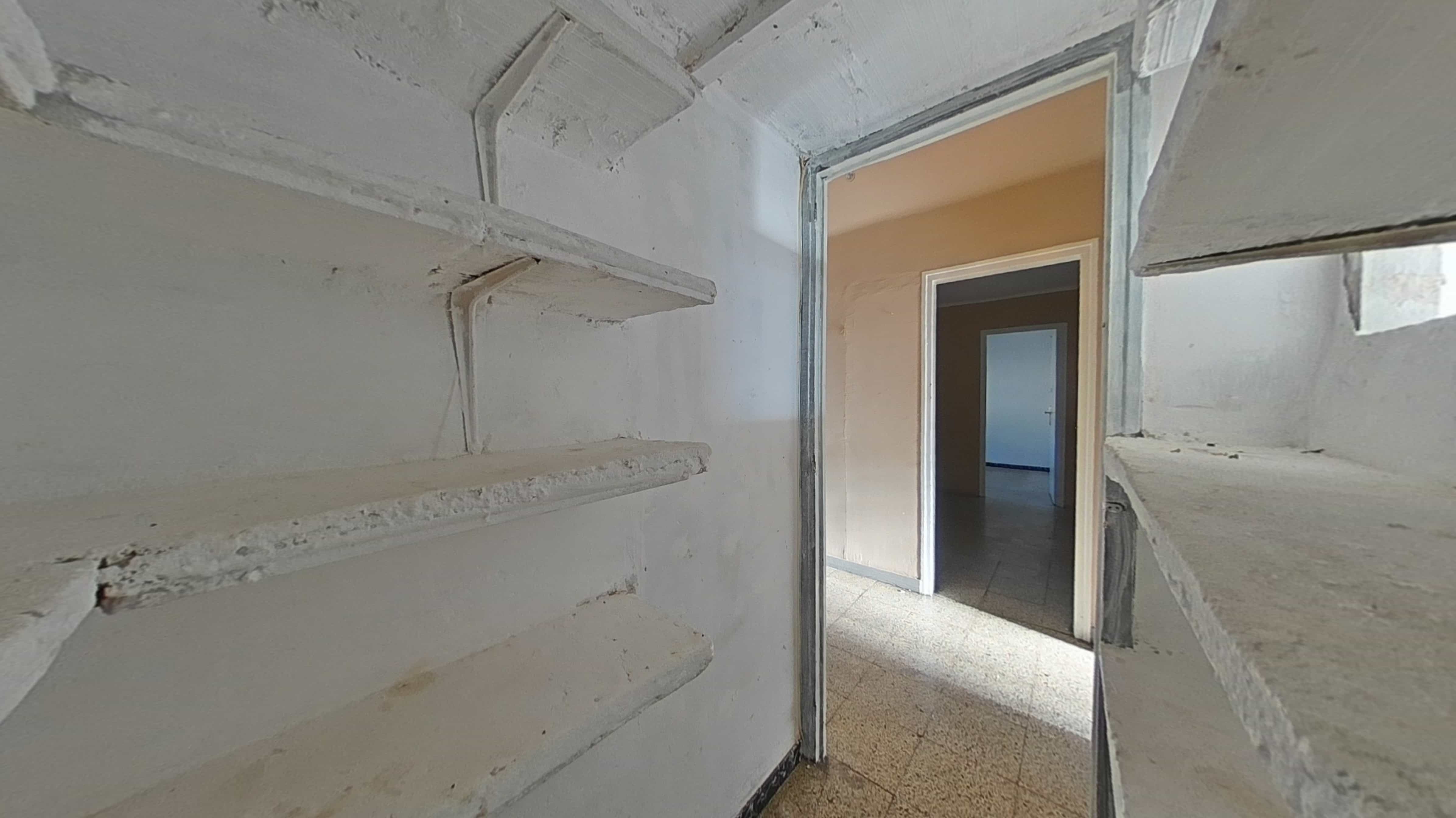 Piso en venta en calle Guadiana 2. 4º2ª (08223 Terrassa)