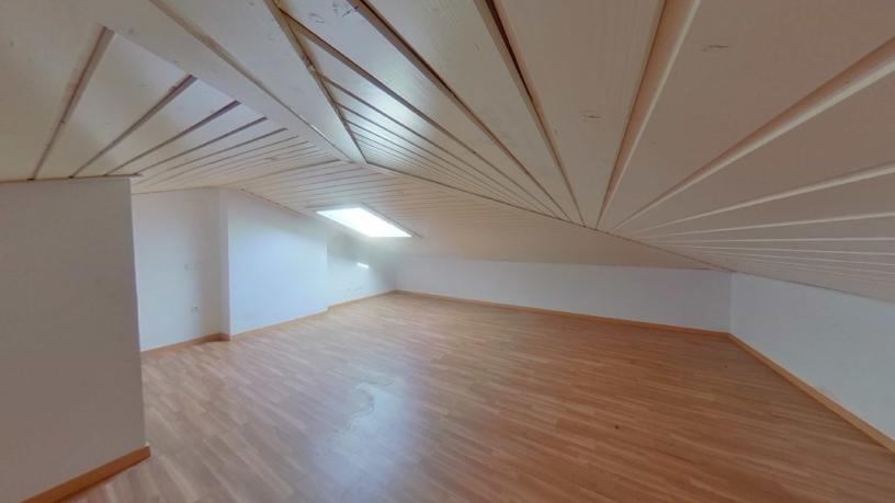Chalet adosado en venta en calle Grecia