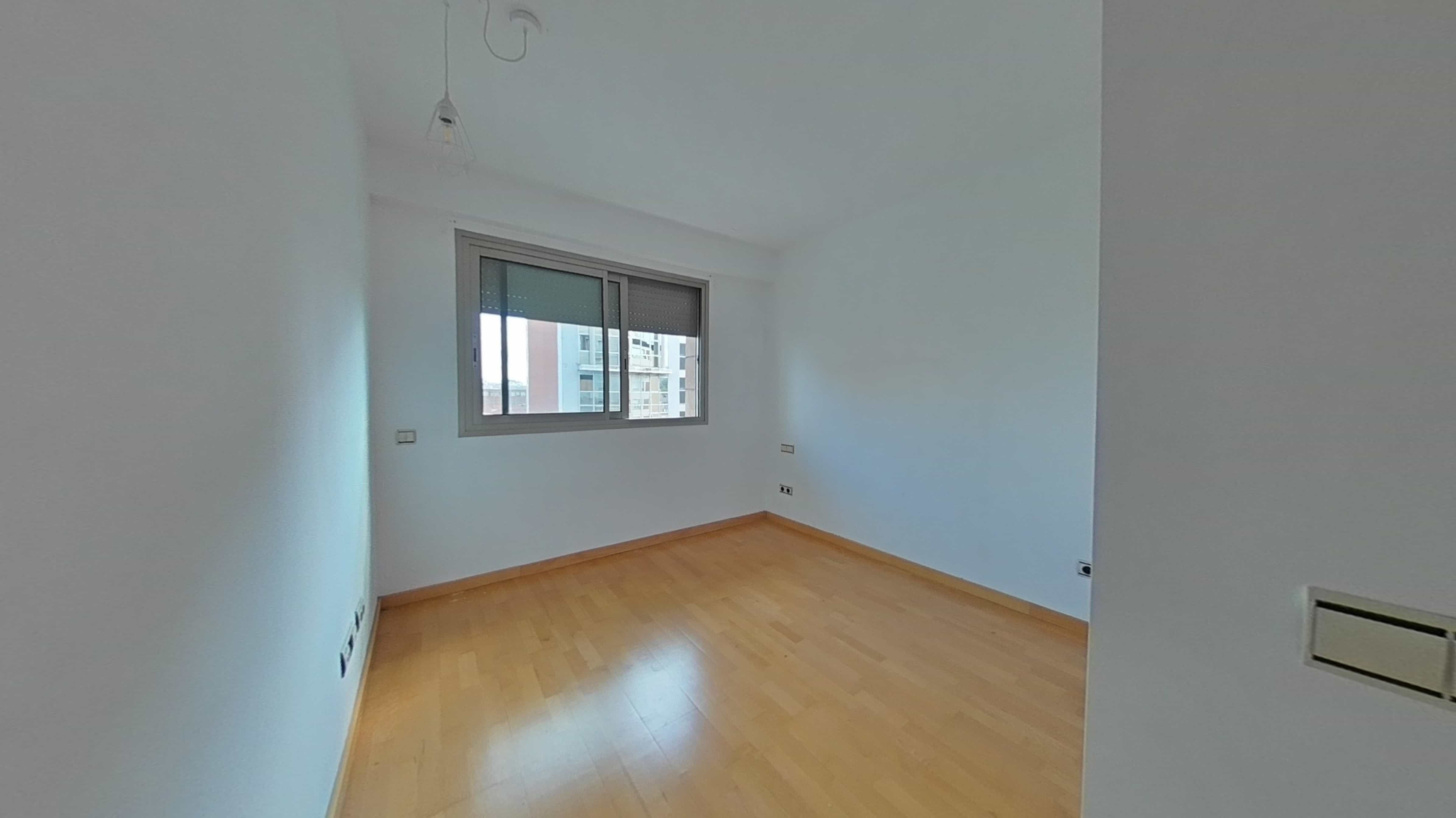 Piso en venta en calle Linne