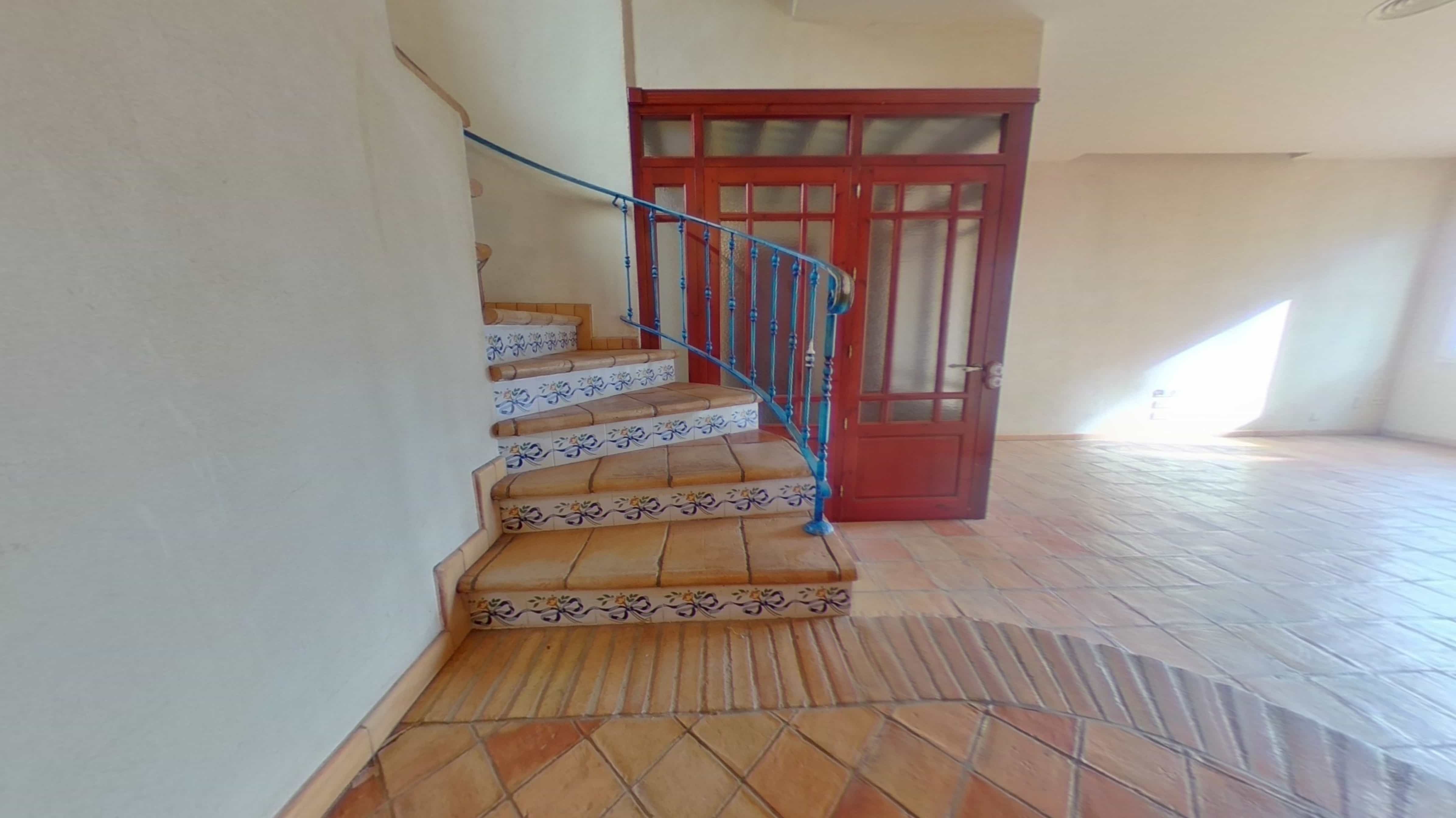 Chalet adosado en venta en calle Lluis Requesens