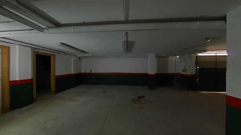 Chalet adosado en venta en calle Lurdes