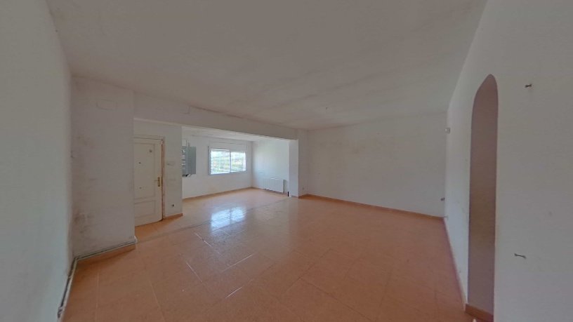 Chalet adosado en venta en calle Sant Miquel