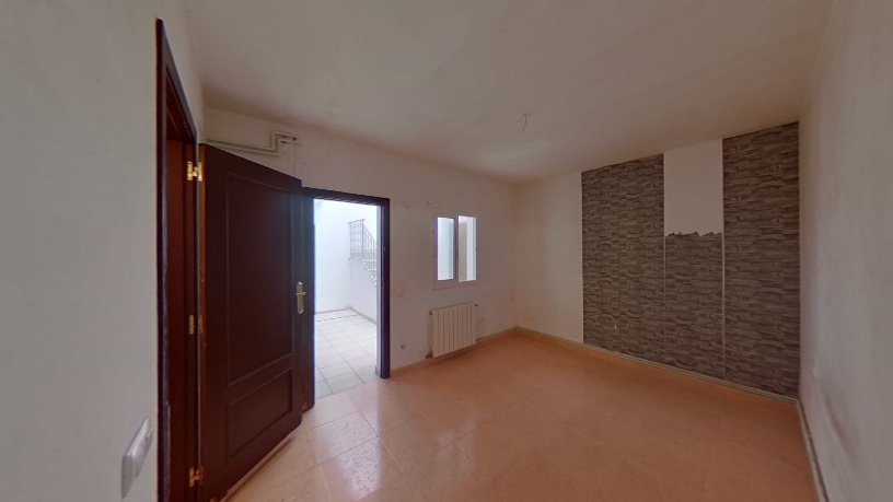 Chalet adosado en venta en calle Sant Miquel