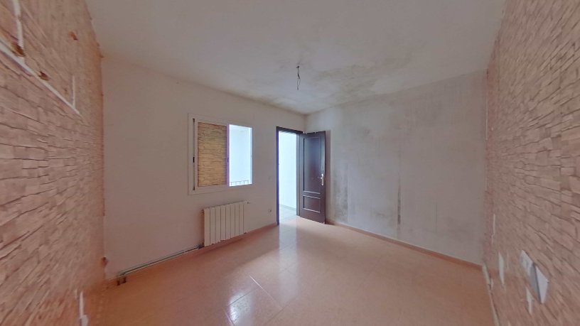 Chalet adosado en venta en calle Sant Miquel