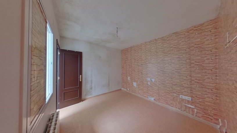 Chalet adosado en venta en calle Sant Miquel