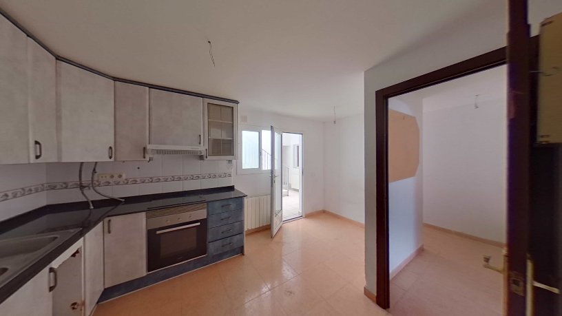 Chalet adosado en venta en calle Sant Miquel