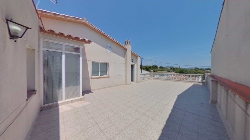 Chalet adosado en venta en calle Sant Miquel