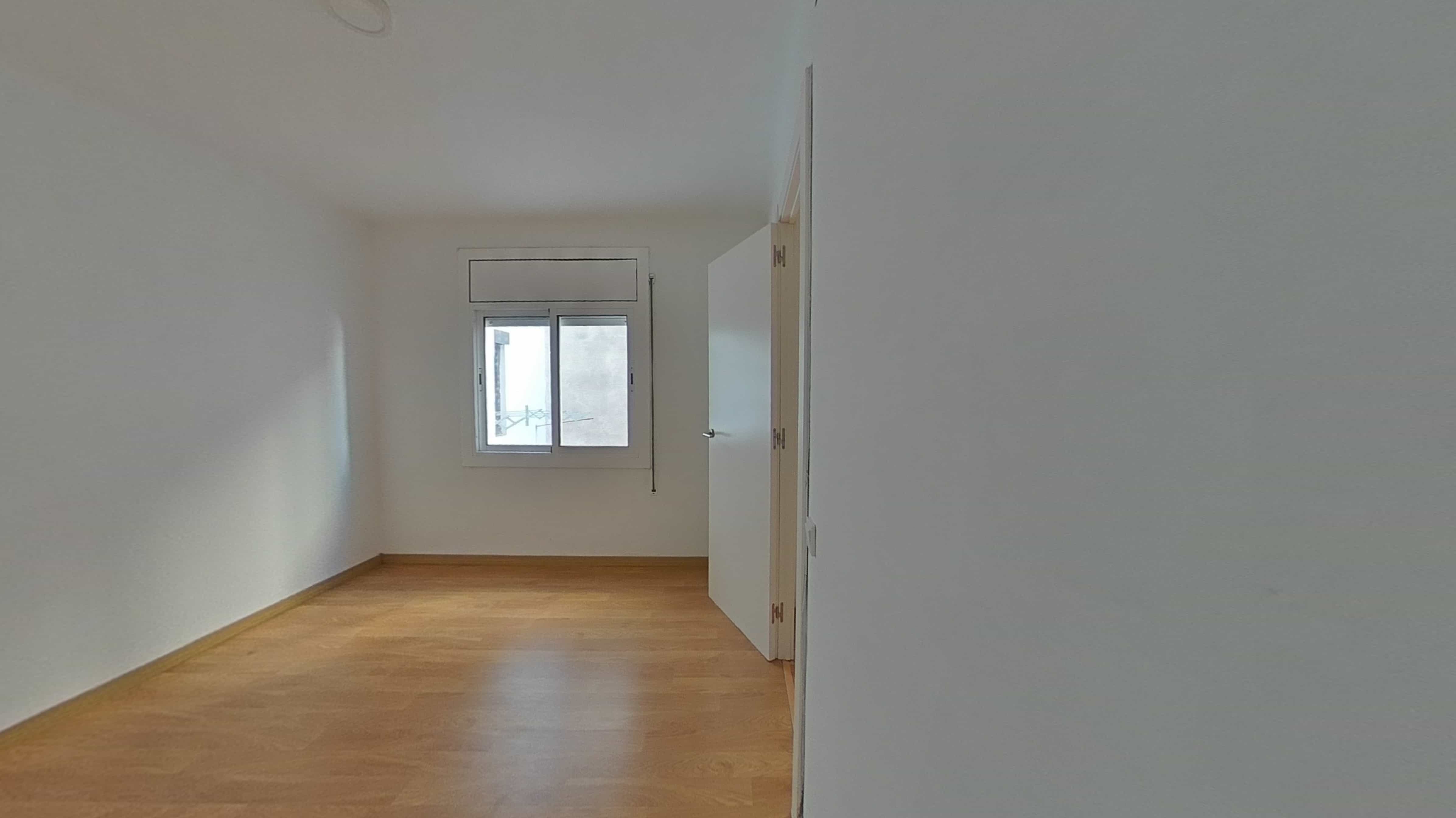 Flat for sale in calle Taronger
