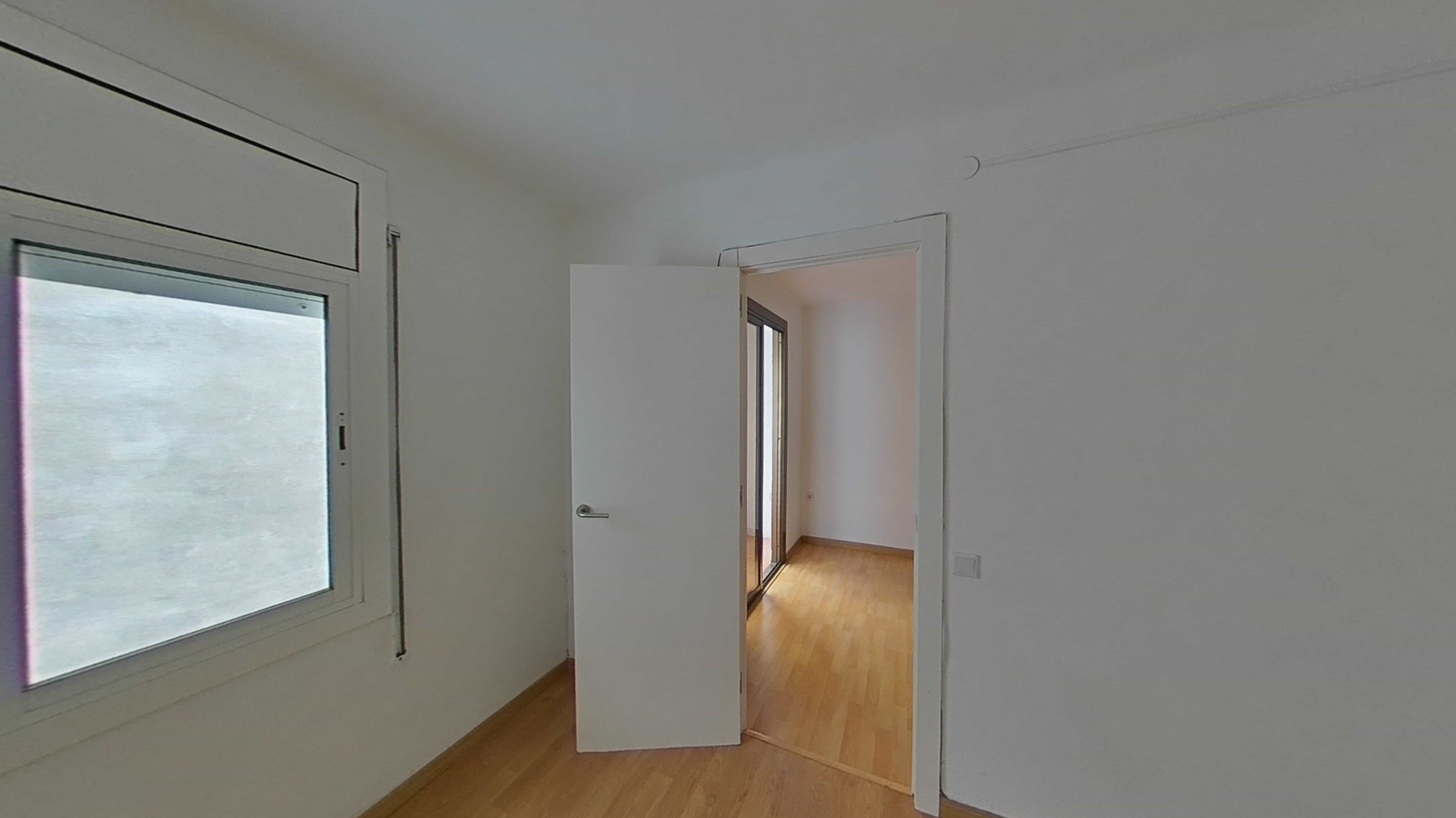 Flat for sale in calle Taronger