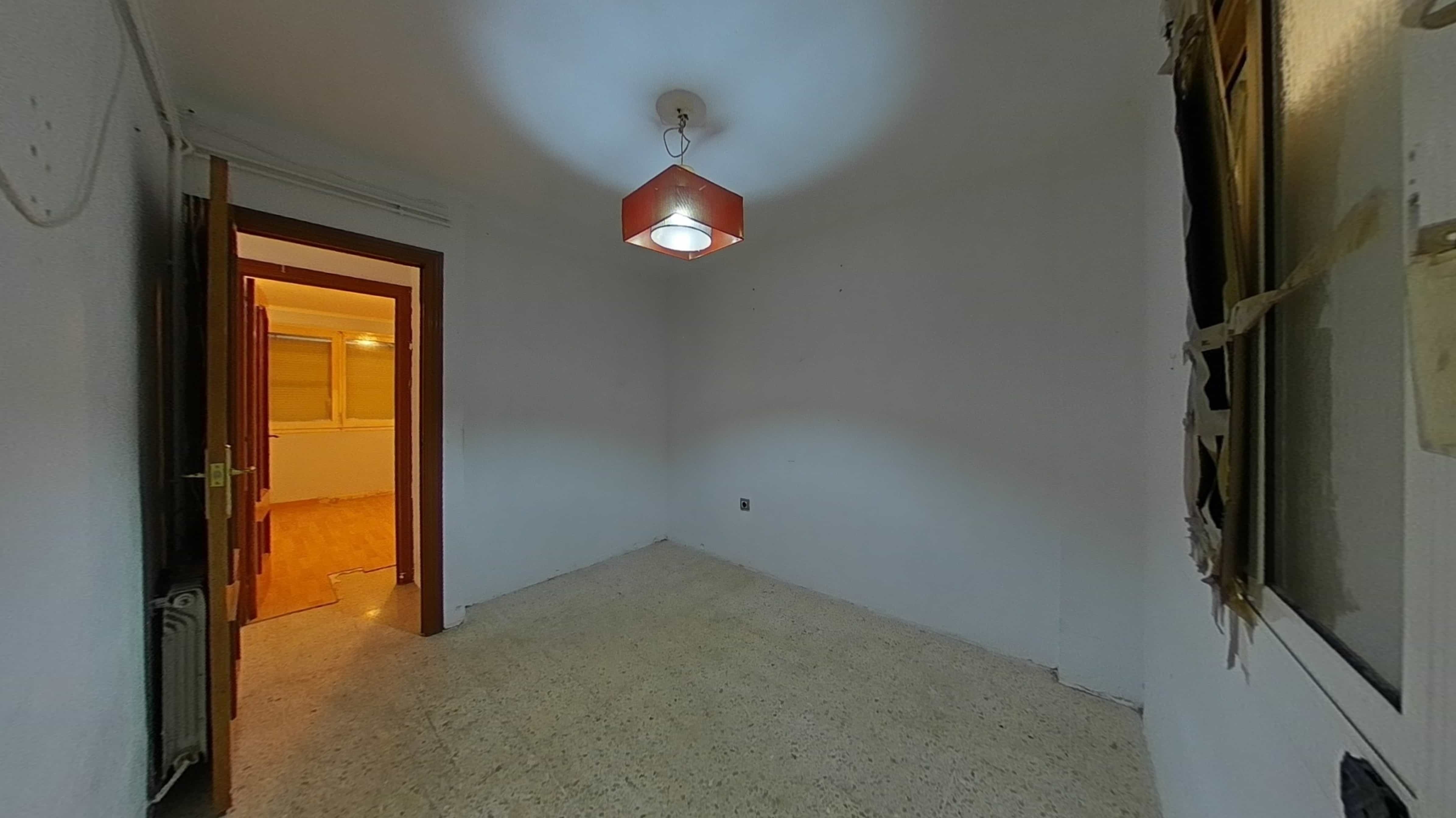 Piso en venta en calle Guasch