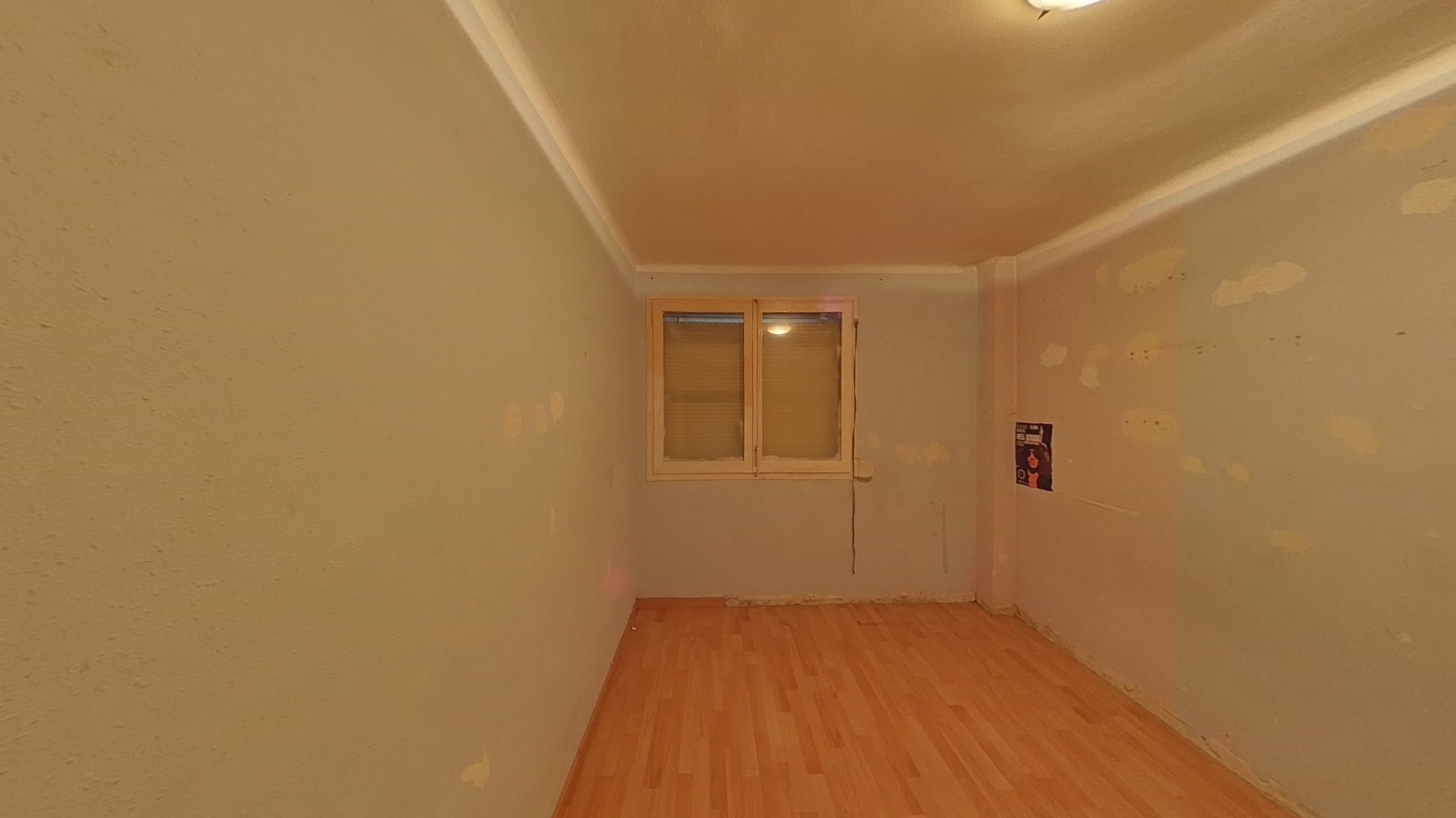 Piso en venta en calle Guasch