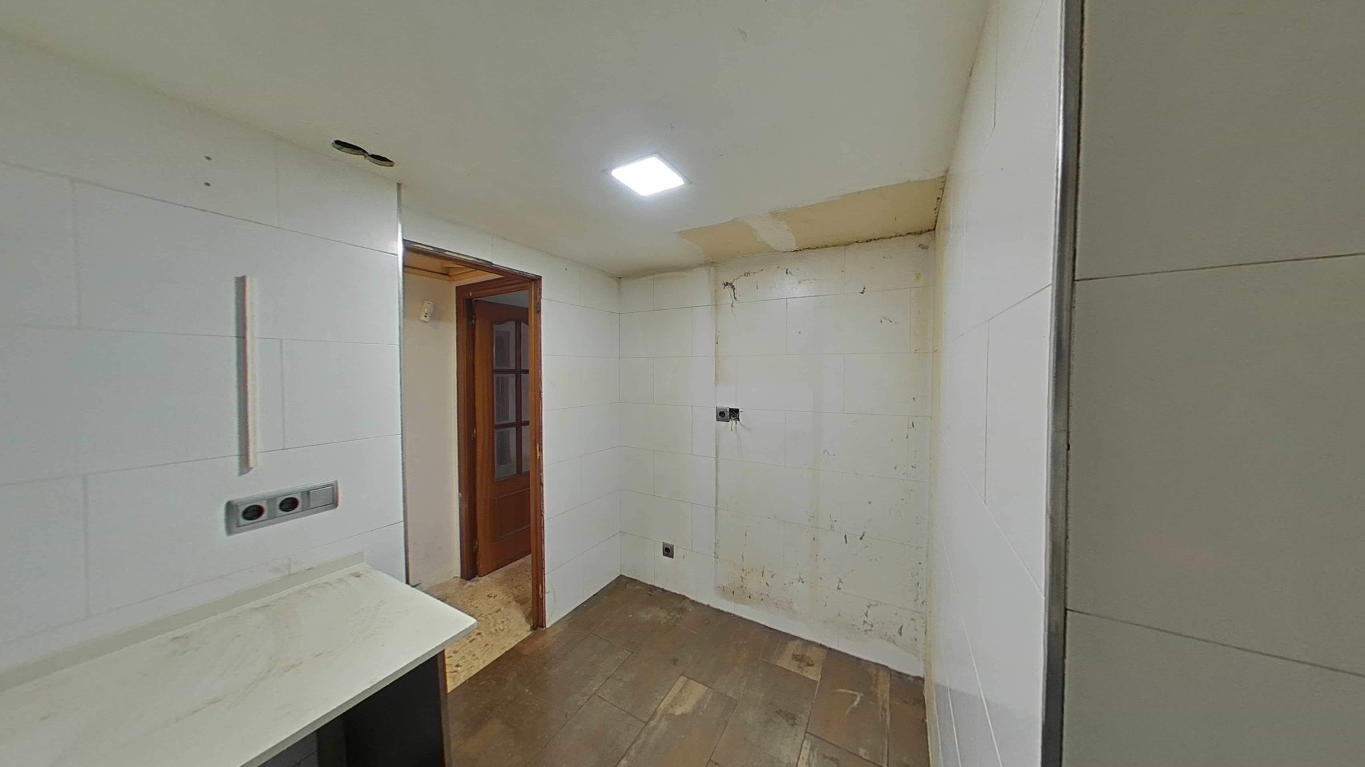 Piso en venta en calle Guasch