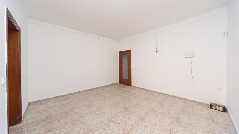 Piso en venta en calle Pintor Rosales