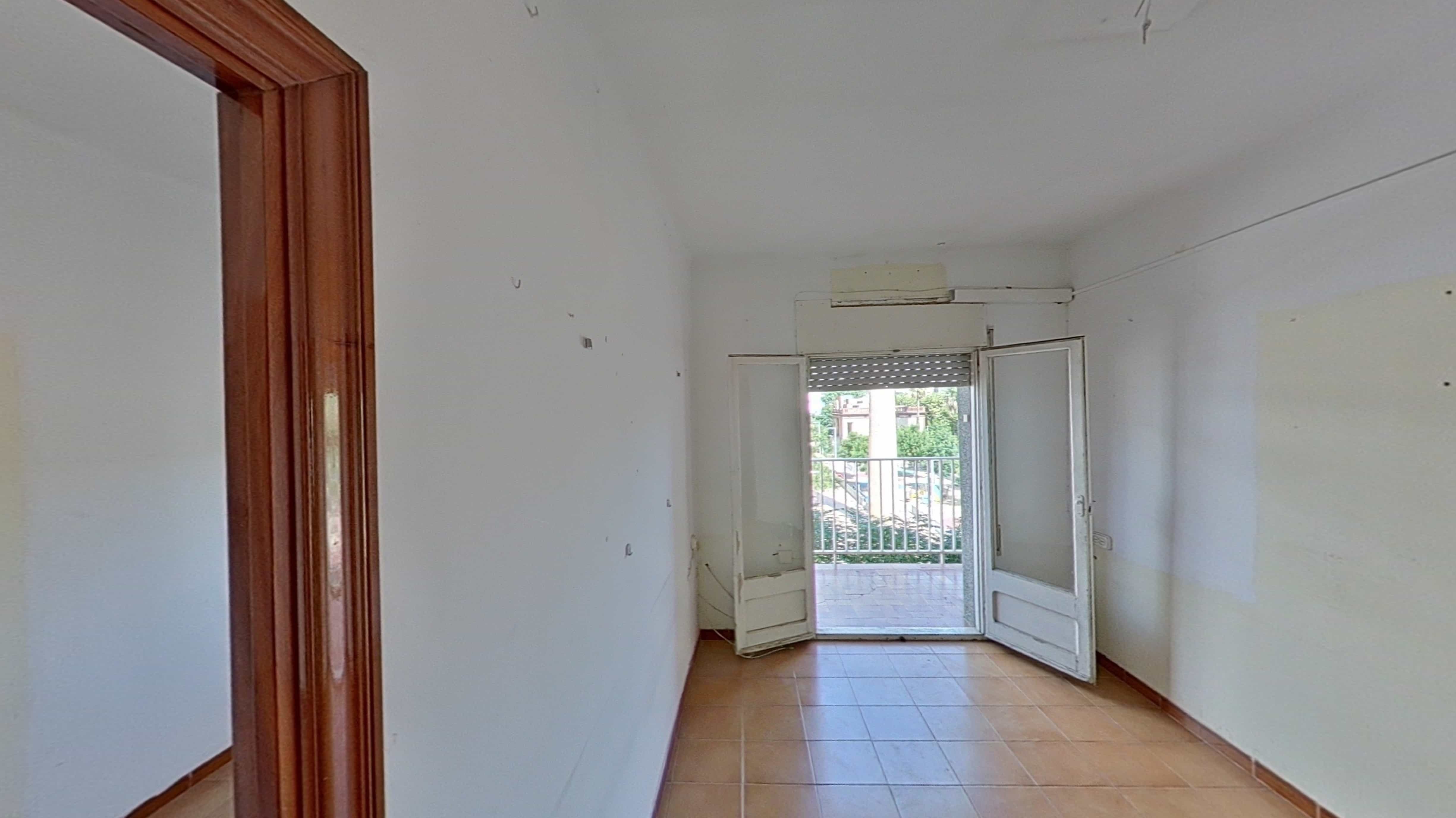 Piso en venta en calle Batllori 3