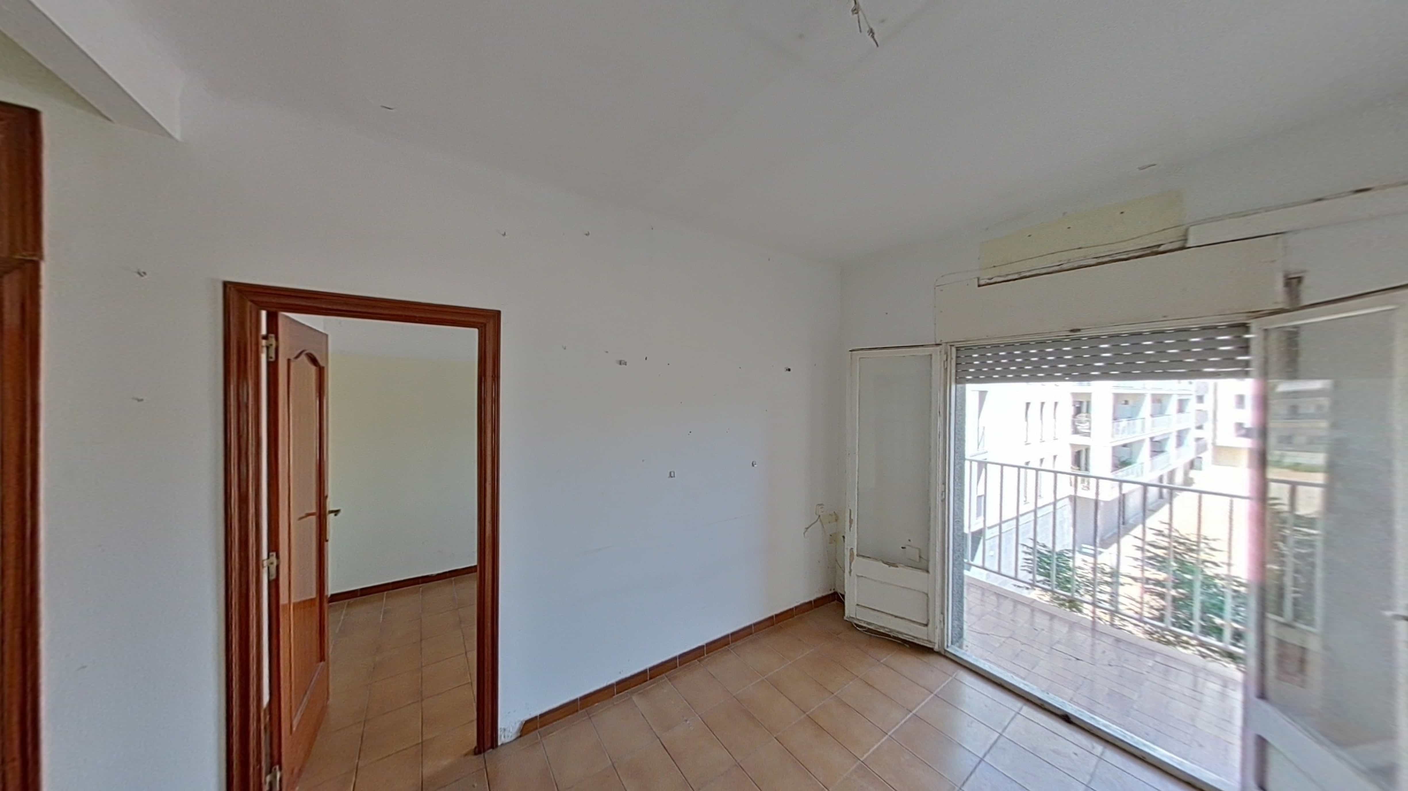 Piso en venta en calle Batllori 3