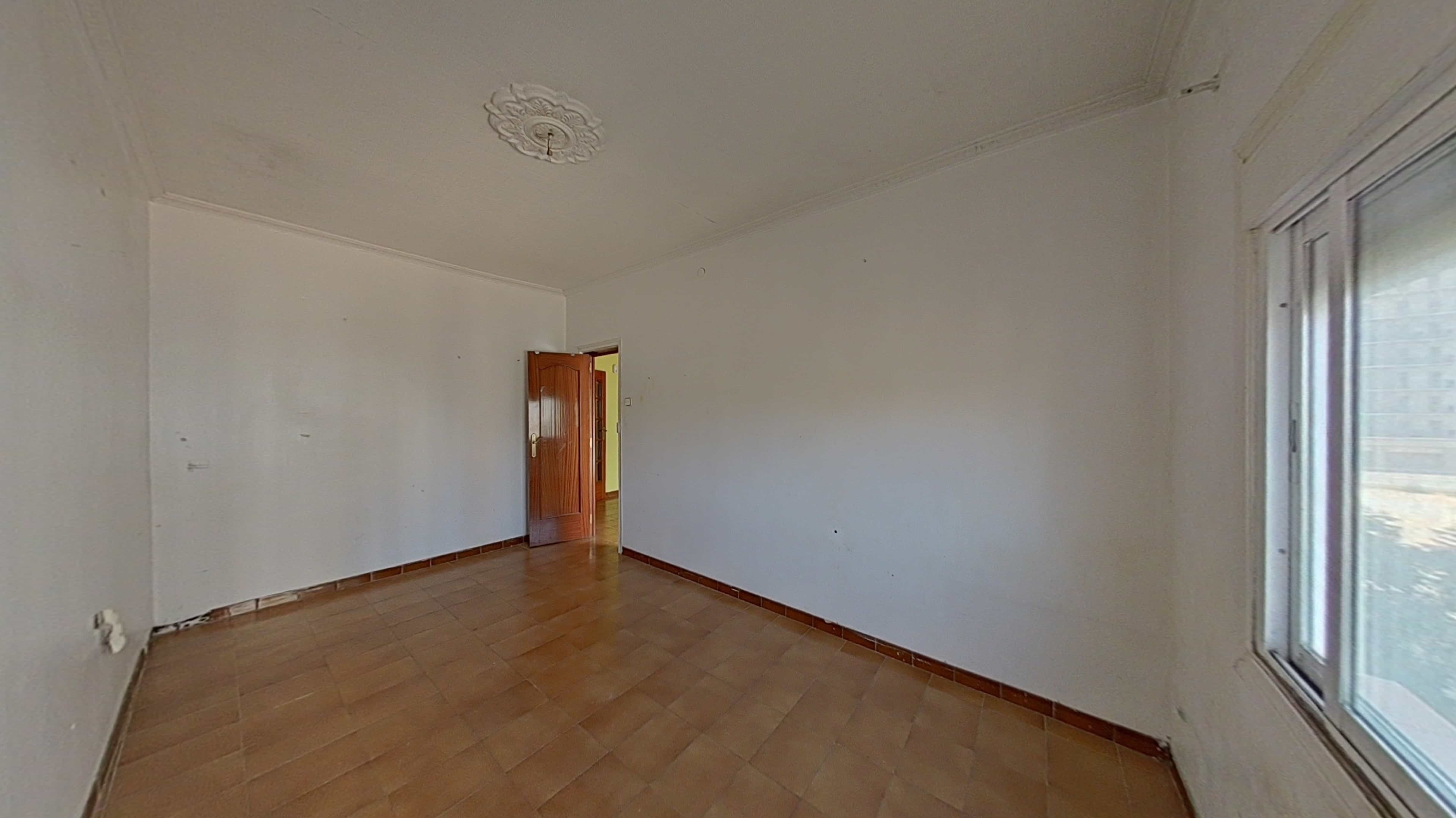 Piso en venta en calle Batllori 3