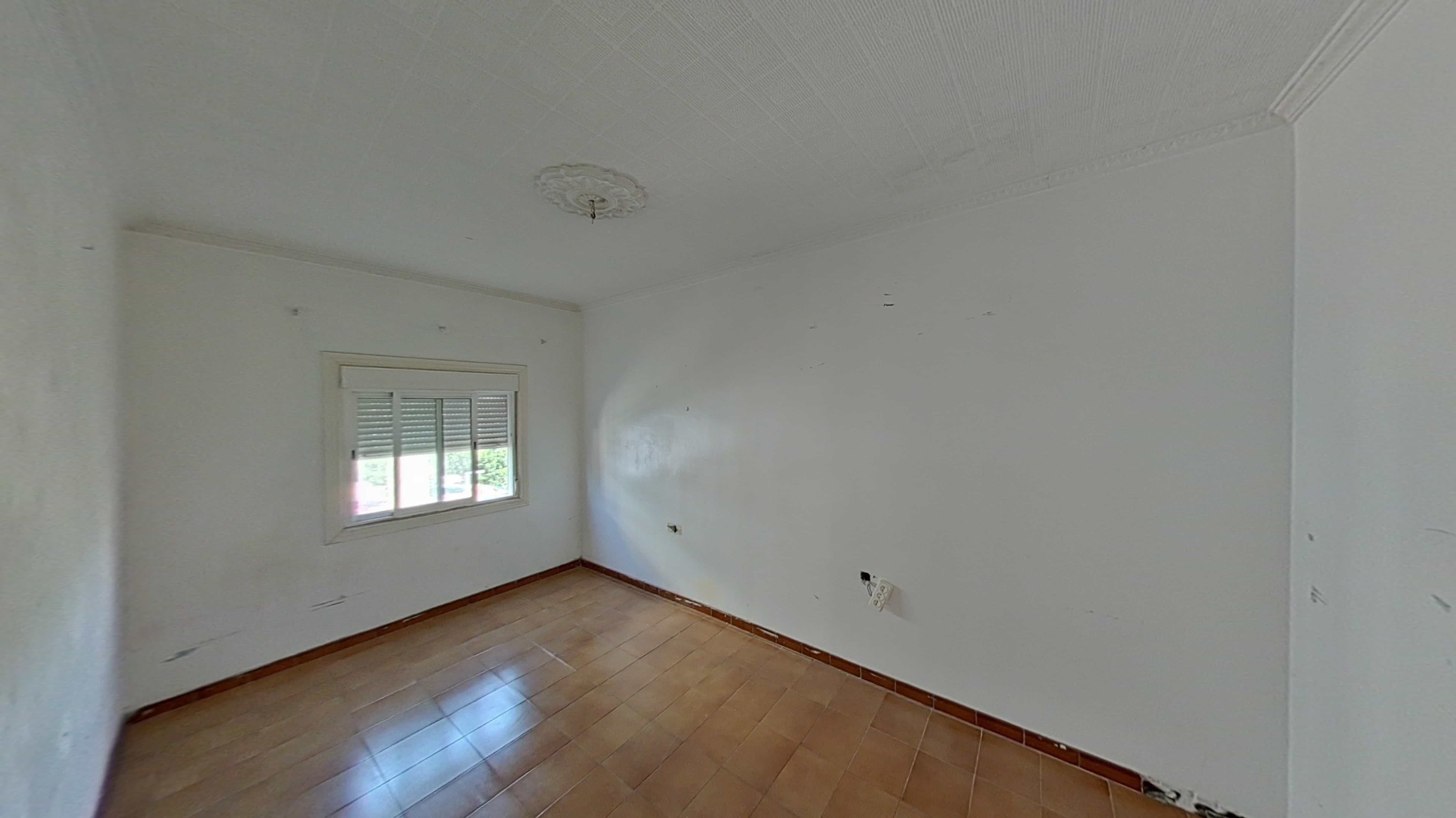 Piso en venta en calle Batllori 3