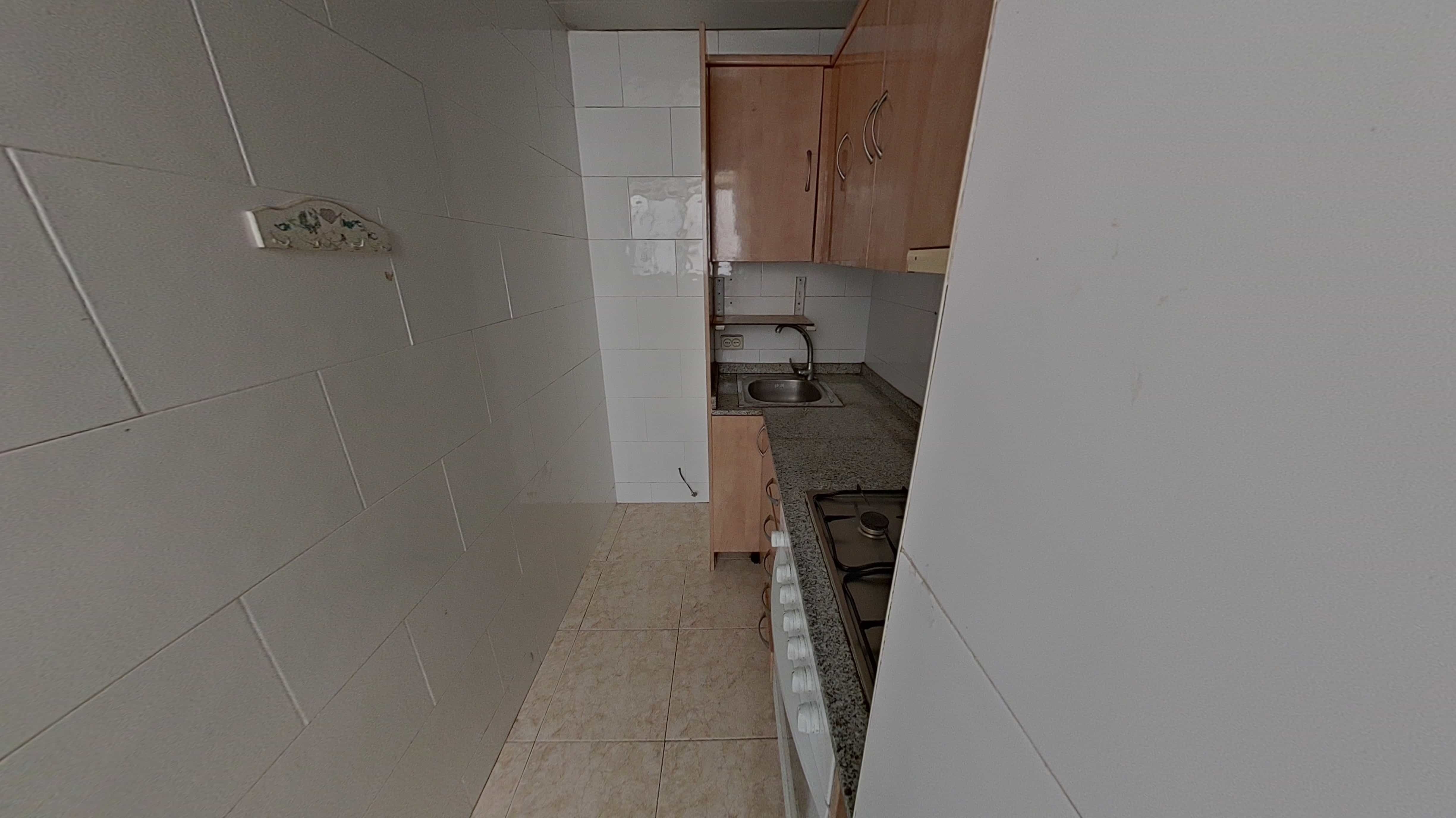 Piso en venta en calle Batllori 3