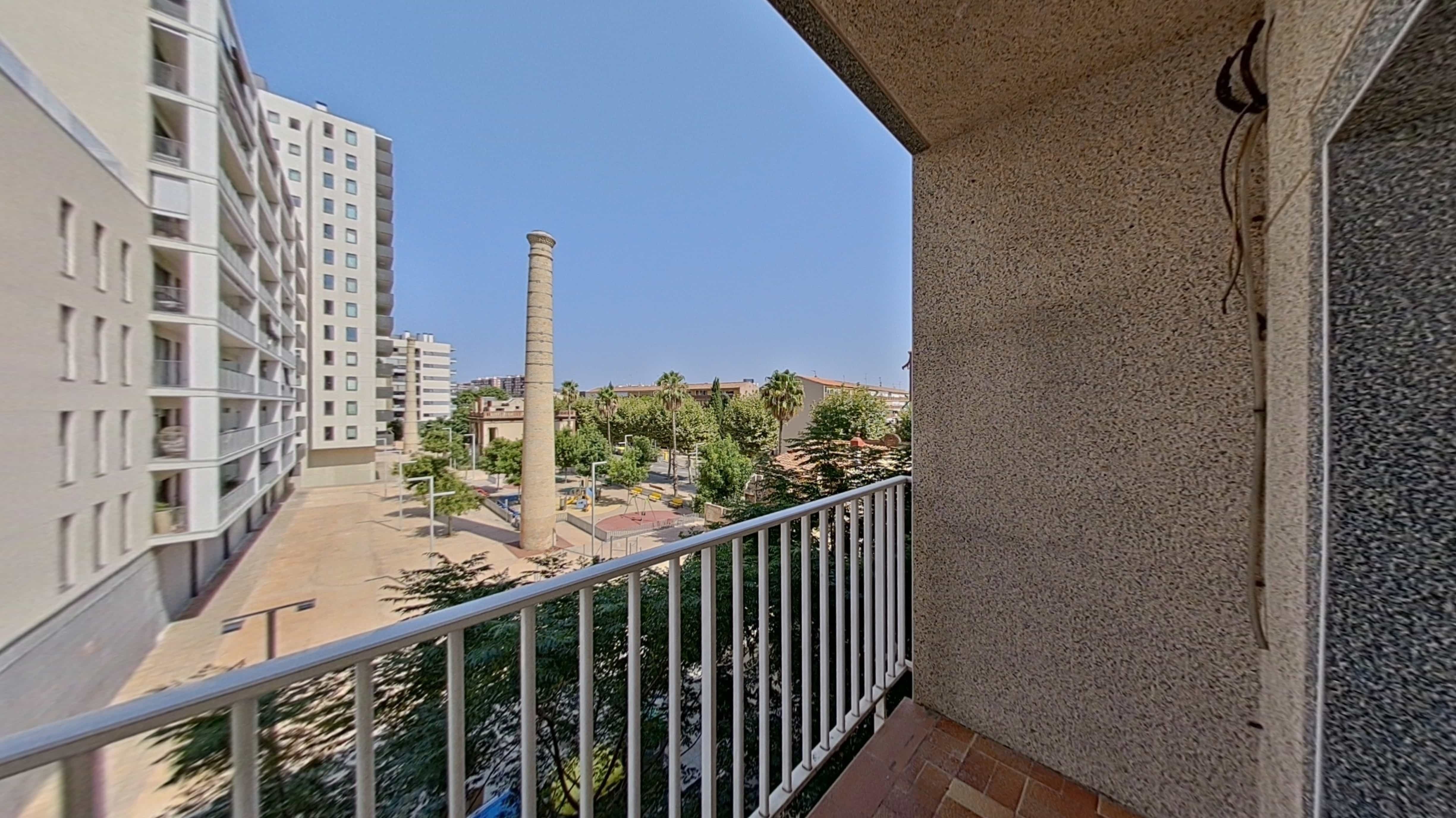 Piso en venta en calle Batllori 3