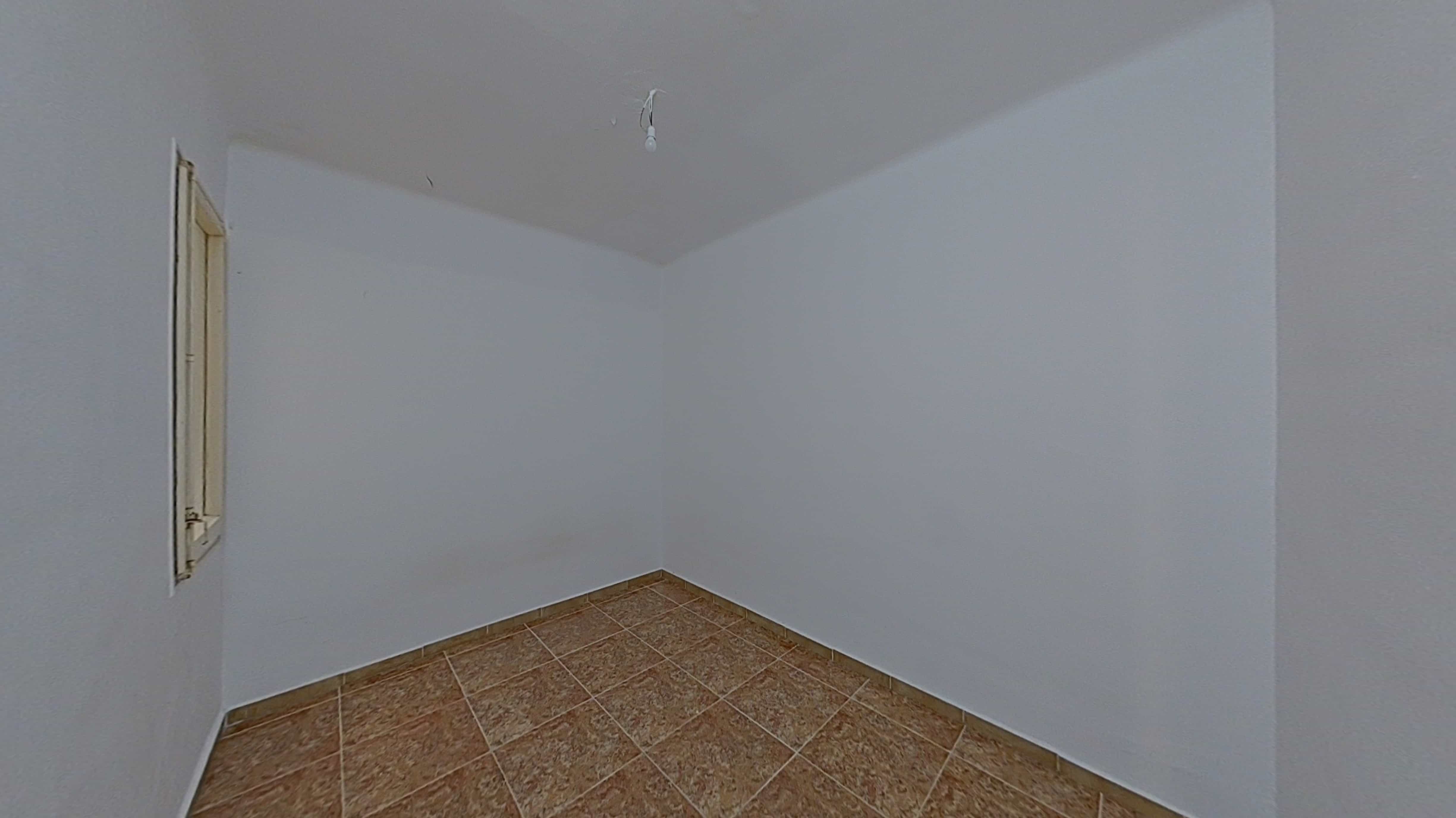 Flat for sale in calle Roser