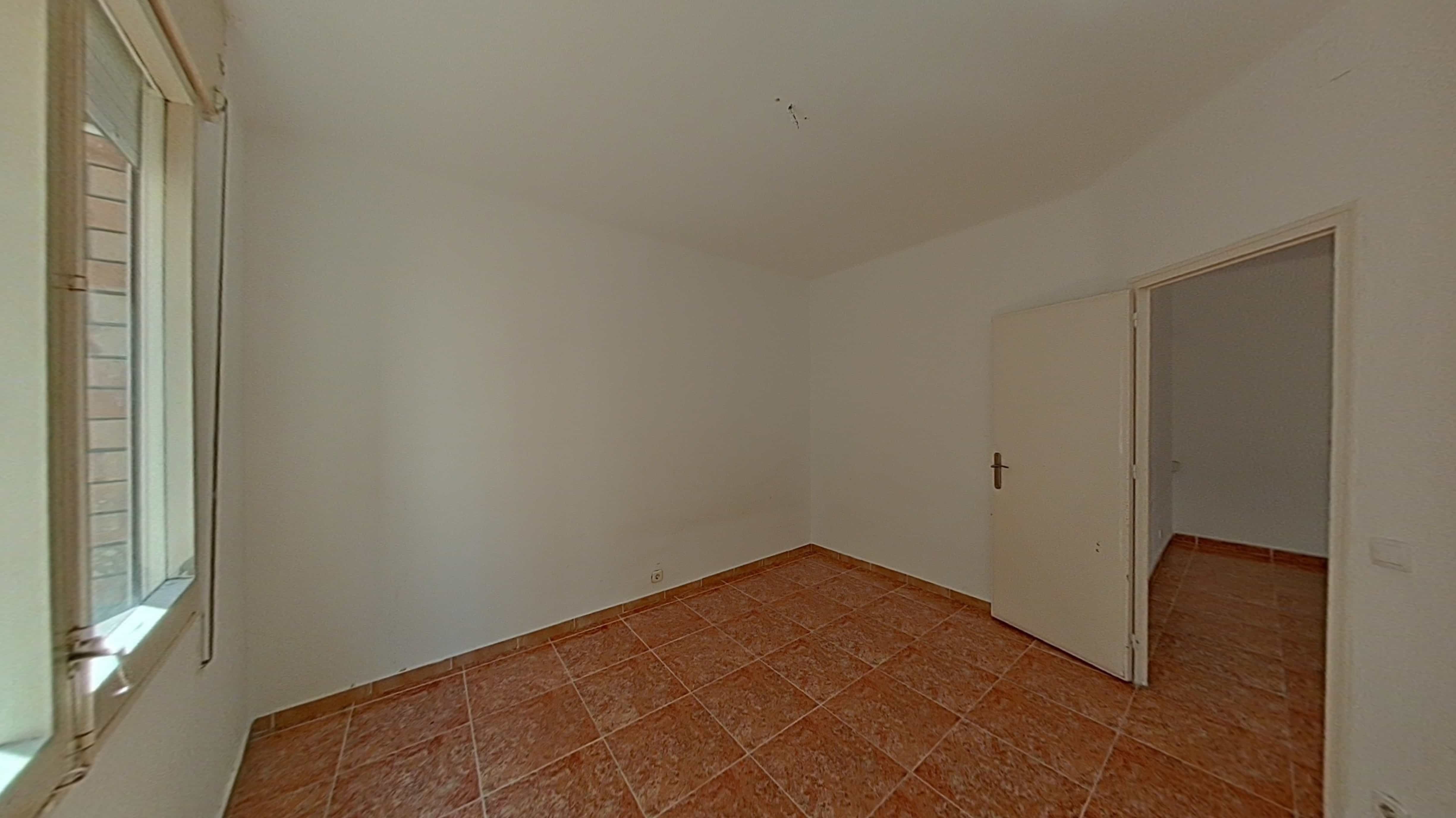 Flat for sale in calle Roser