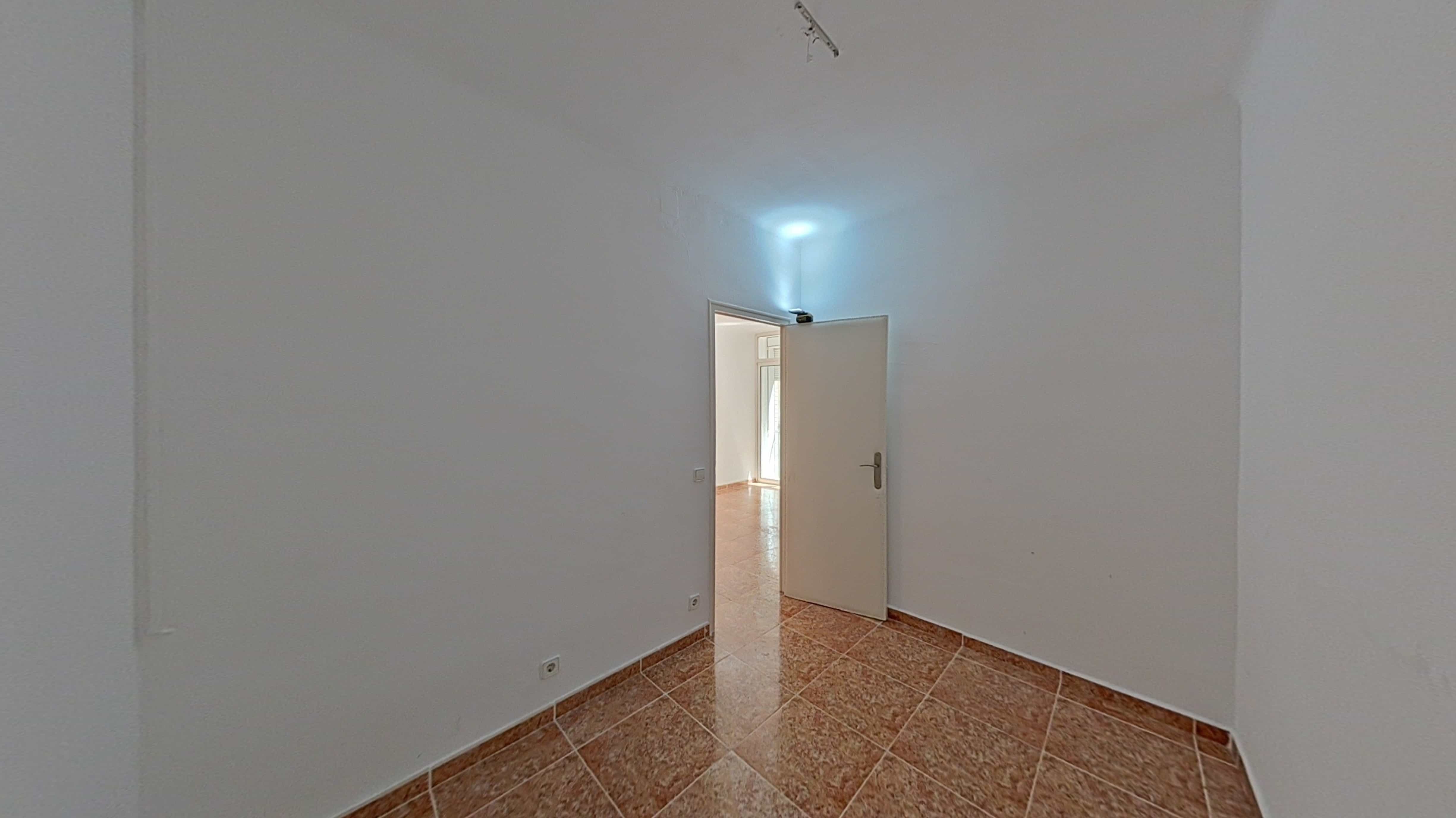 Flat for sale in calle Roser