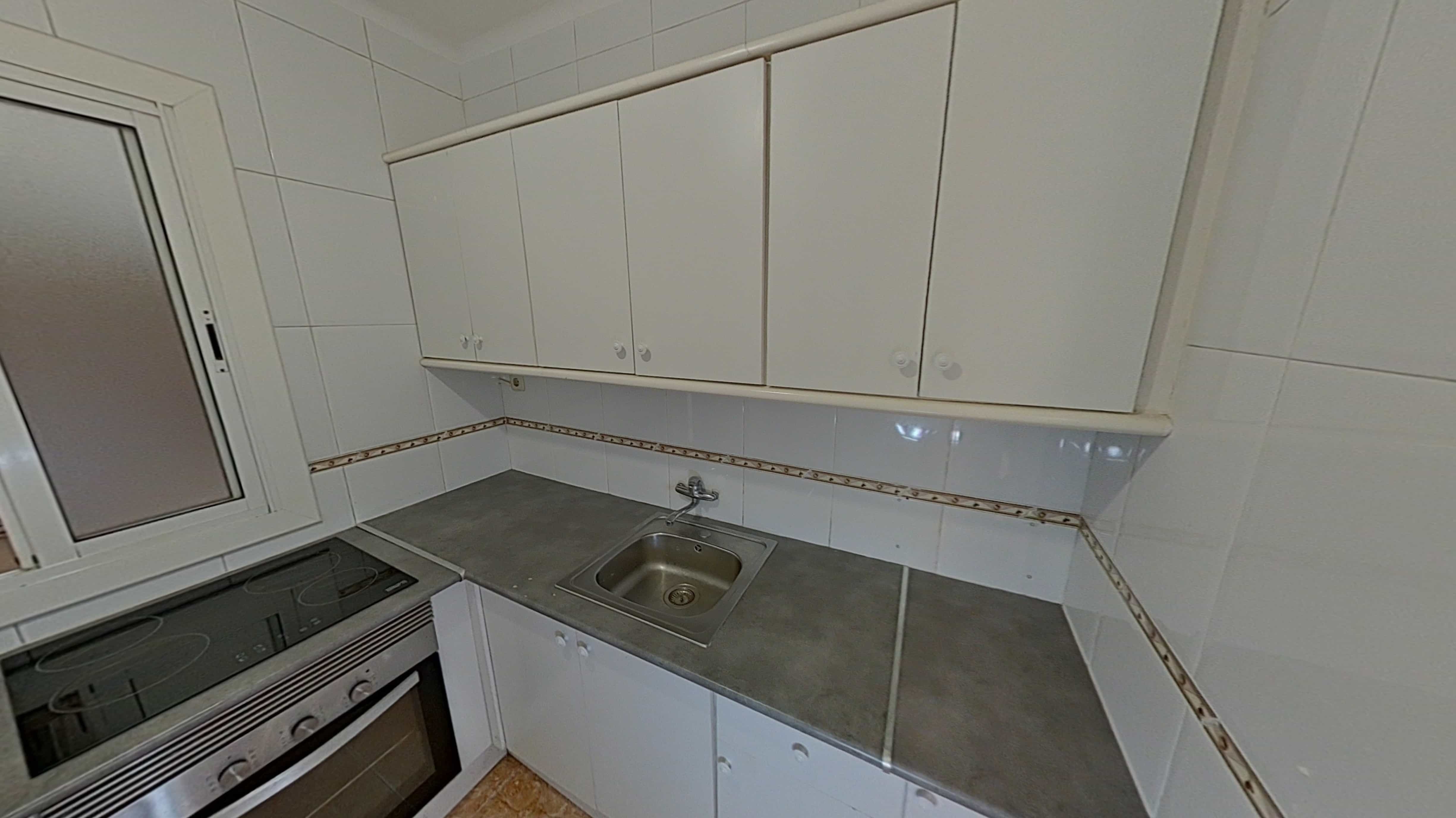 Flat for sale in calle Roser