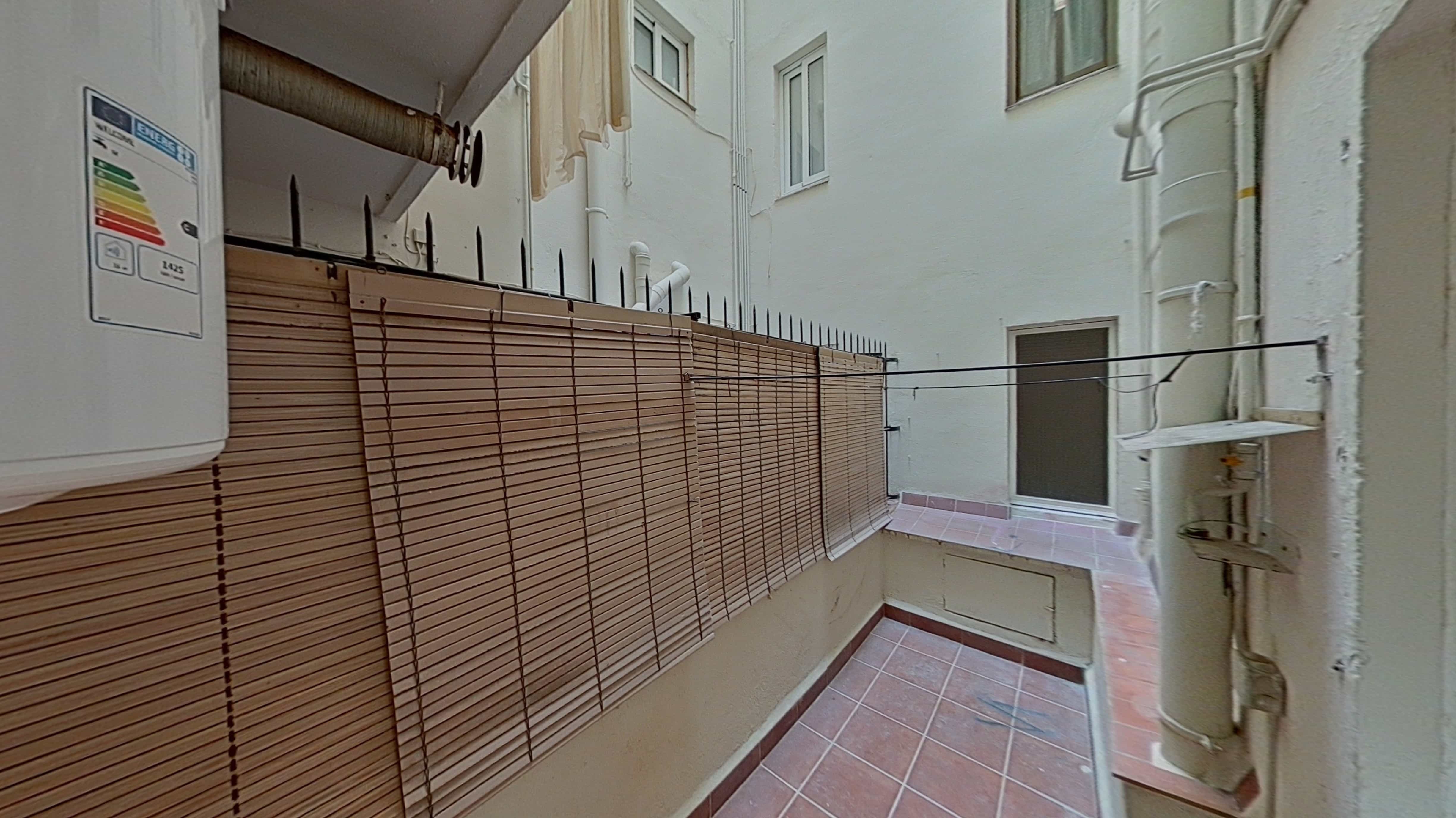 Flat for sale in calle Roser