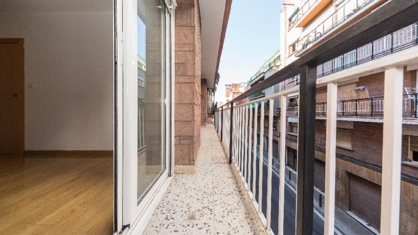 Piso en venta en psaje Argullos