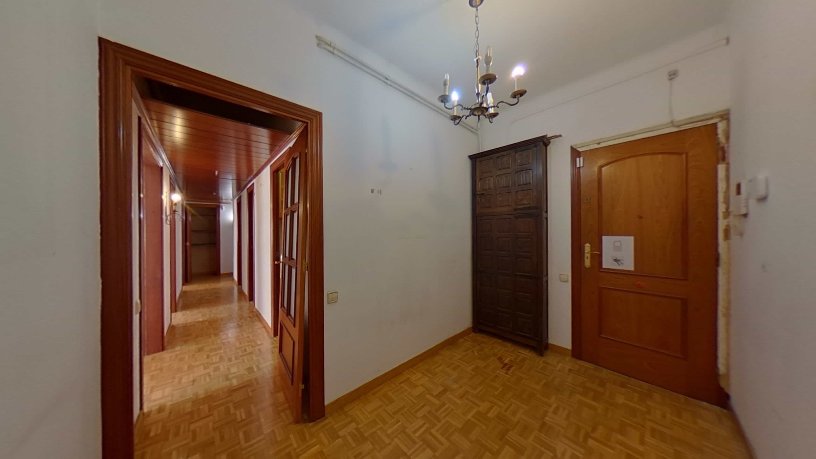 Piso en venta en calle Numancia