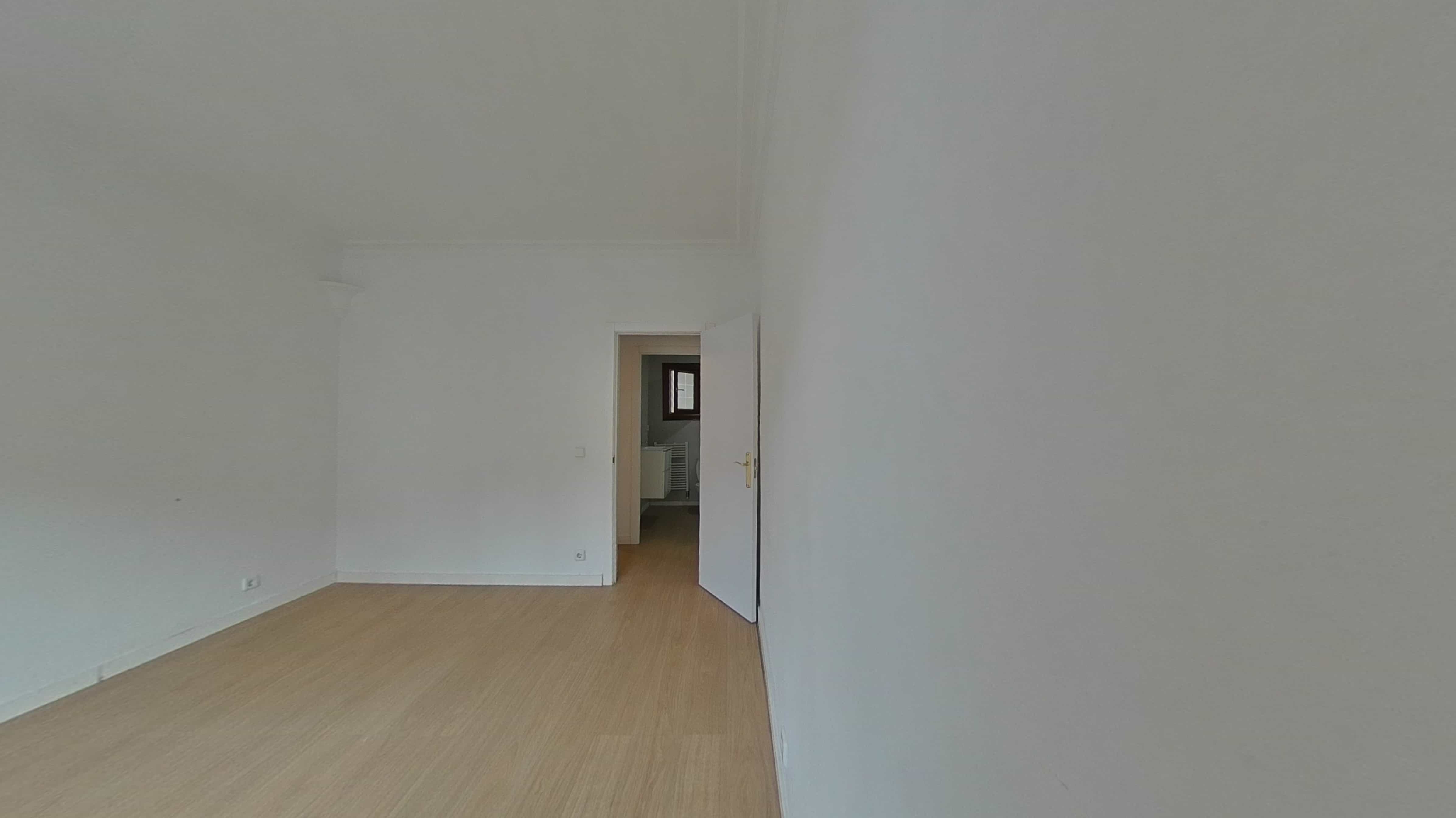 Piso en venta en calle Sardenya