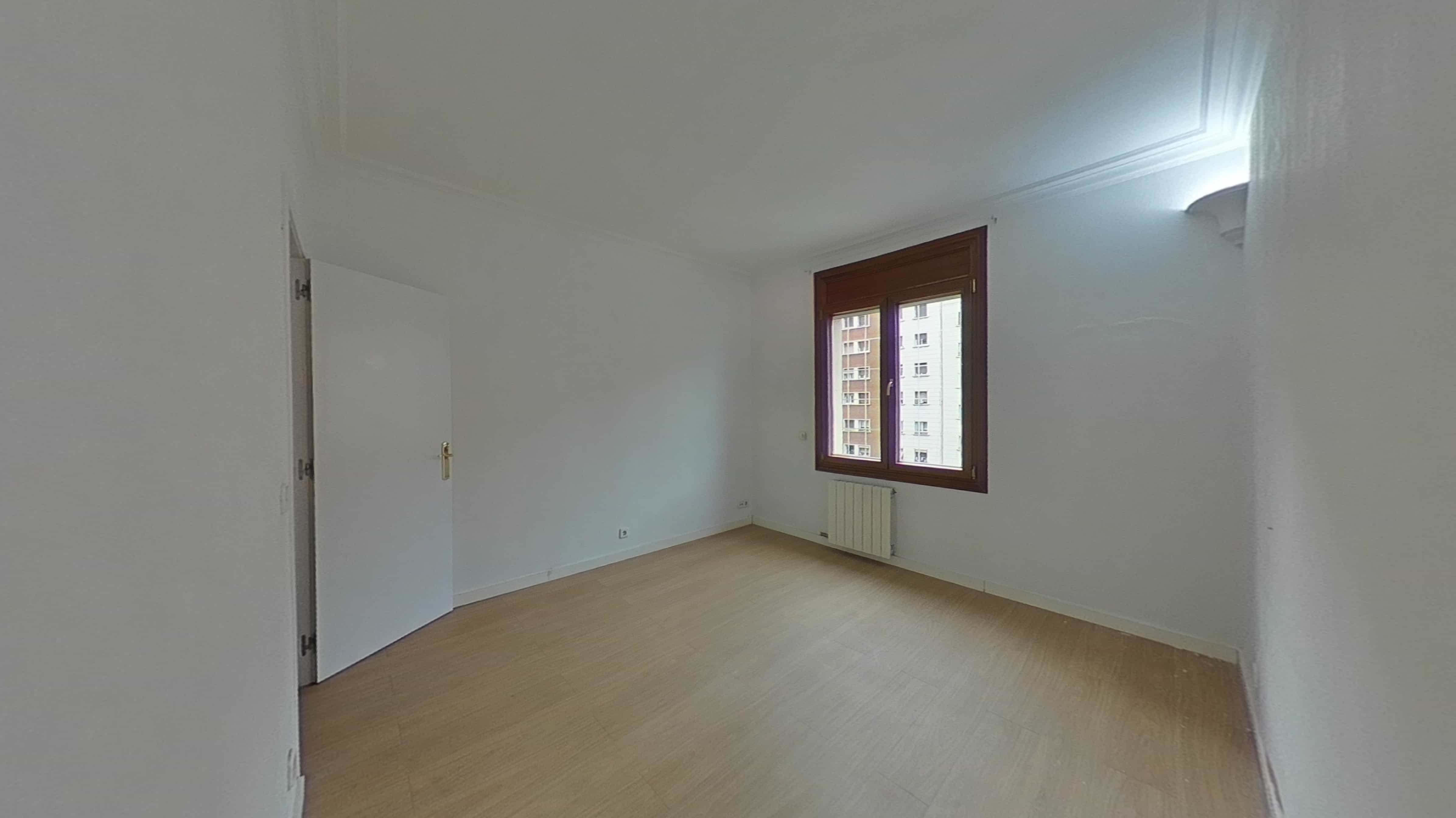 Piso en venta en calle Sardenya