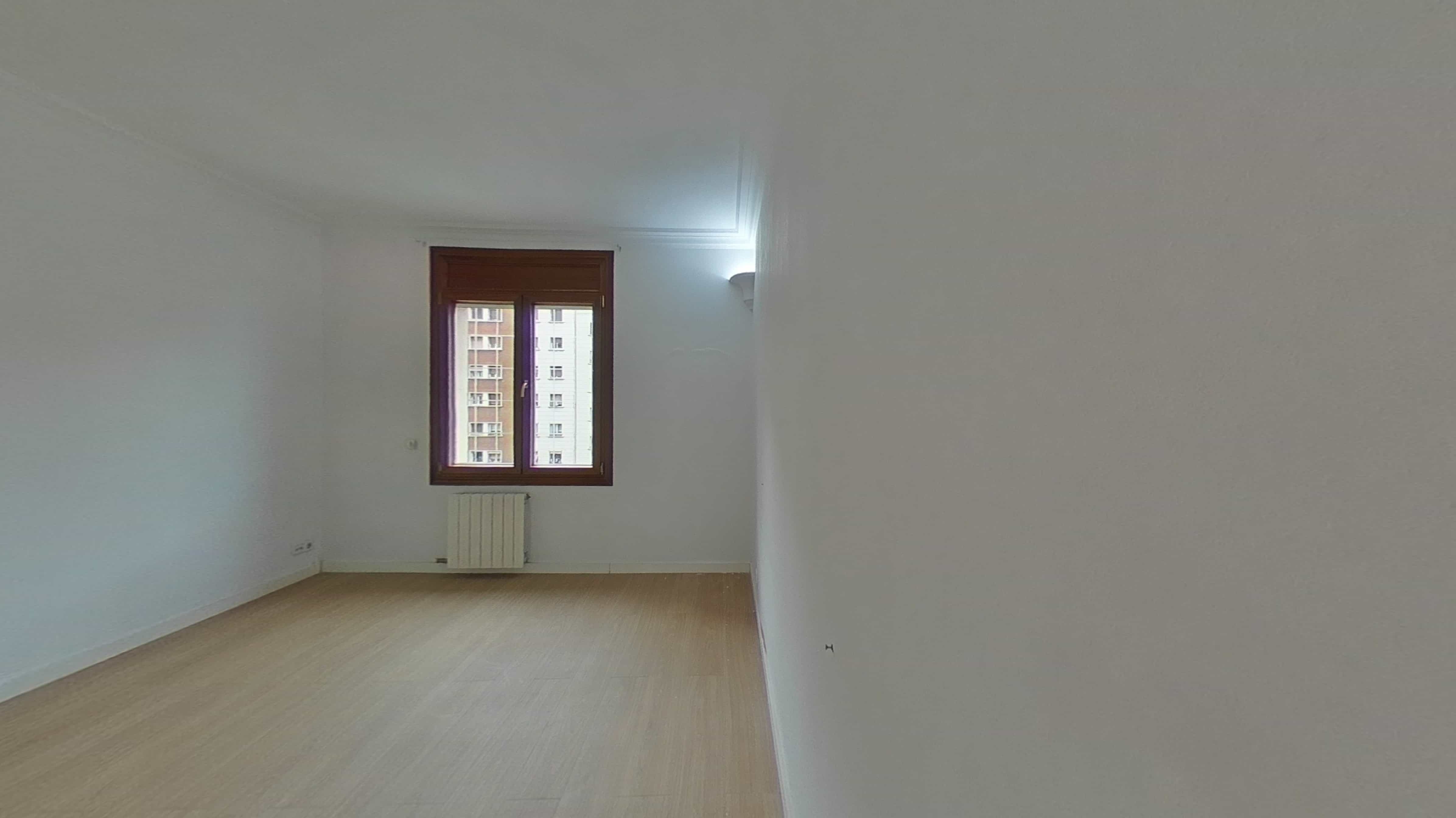 Piso en venta en calle Sardenya