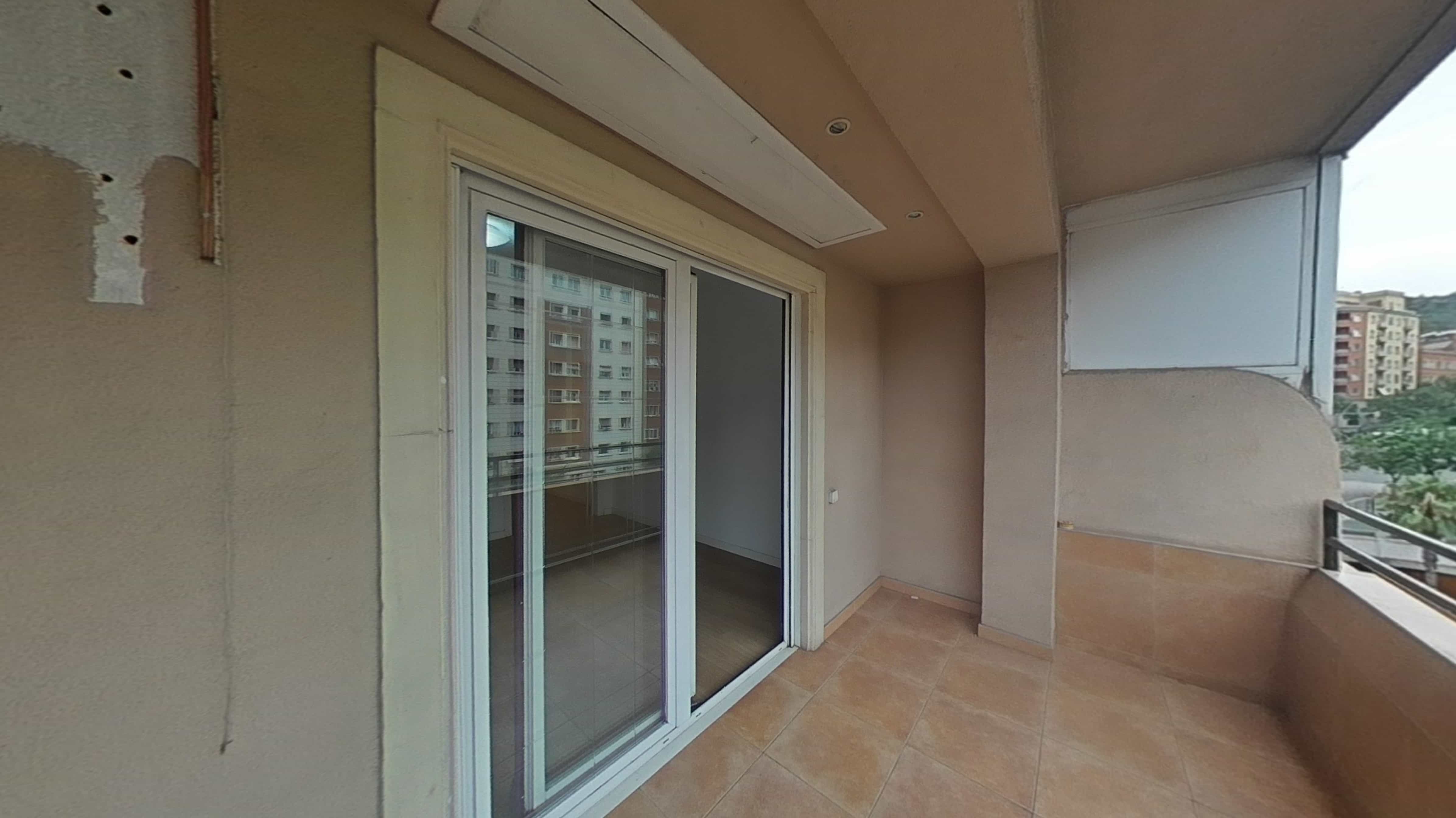 Piso en venta en calle Sardenya