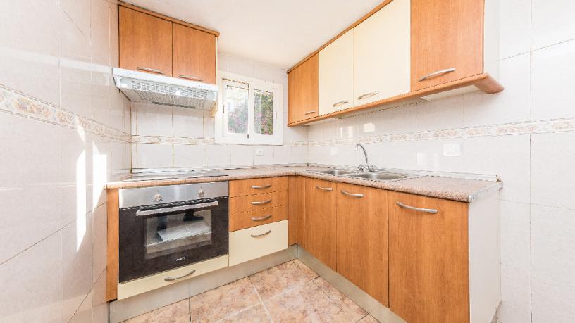  Maison mitoyenne à vendre à calle Ramon y Cajal