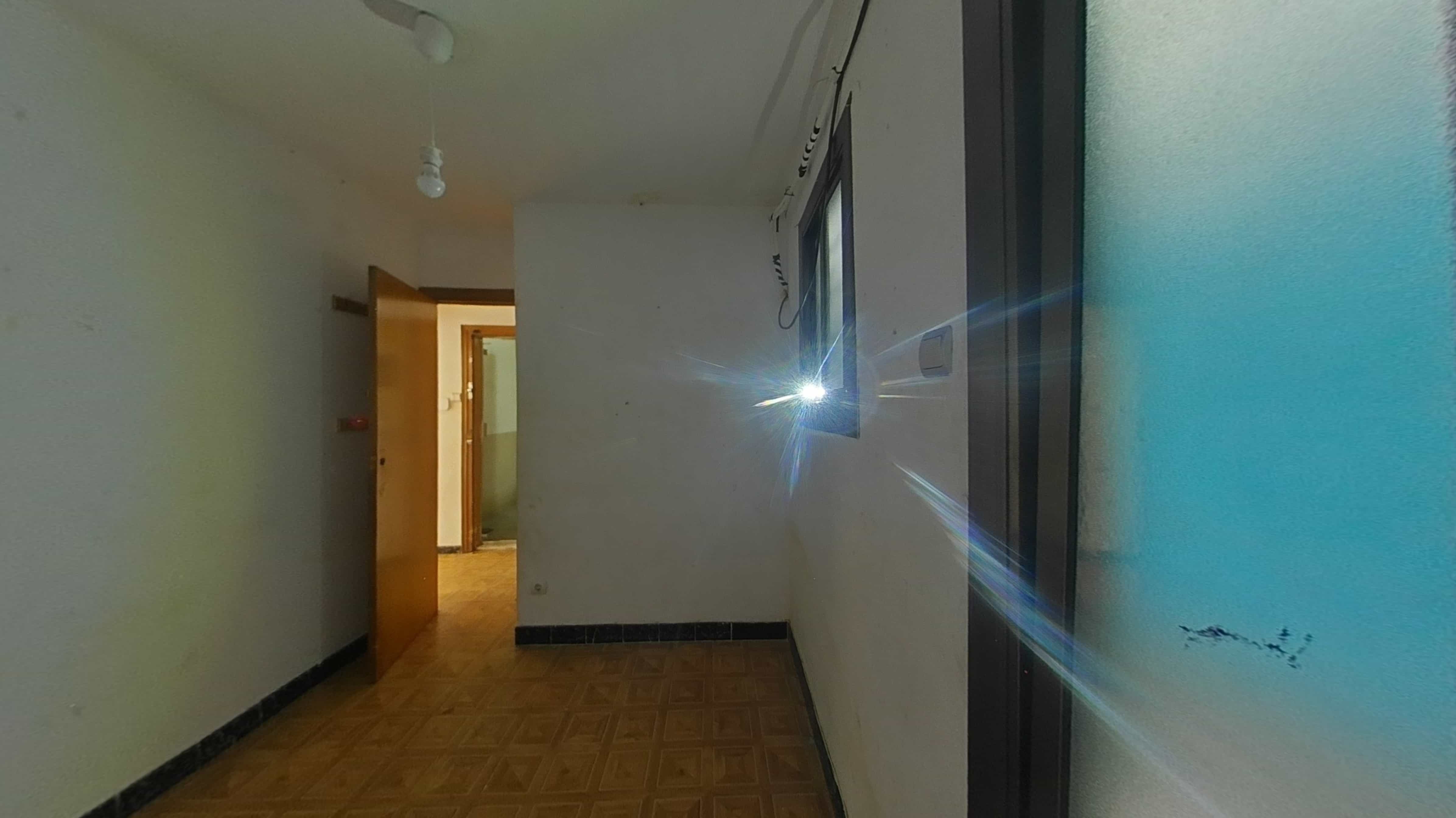 Flat for sale in calle Via Barcino