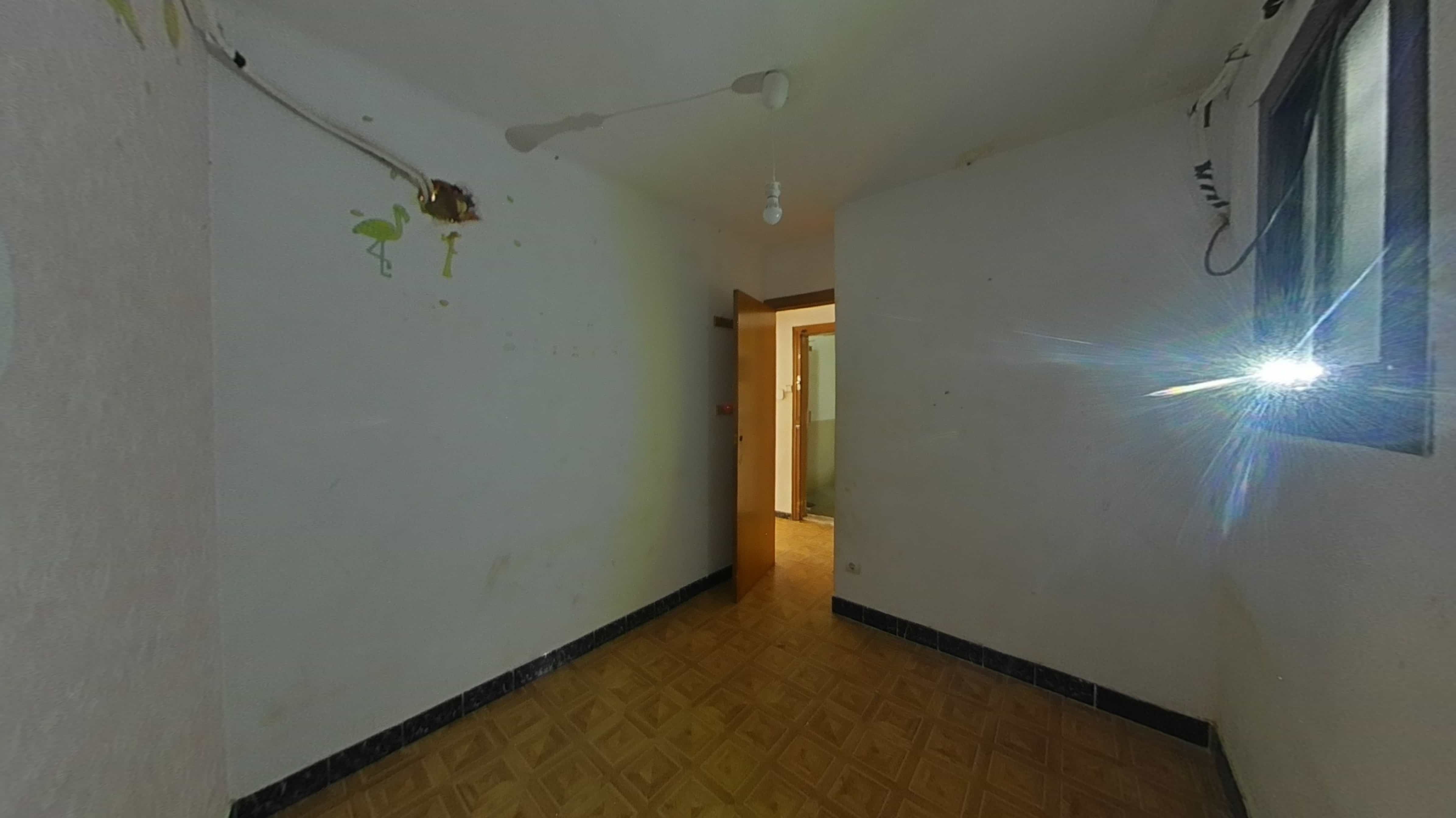 Flat for sale in calle Via Barcino